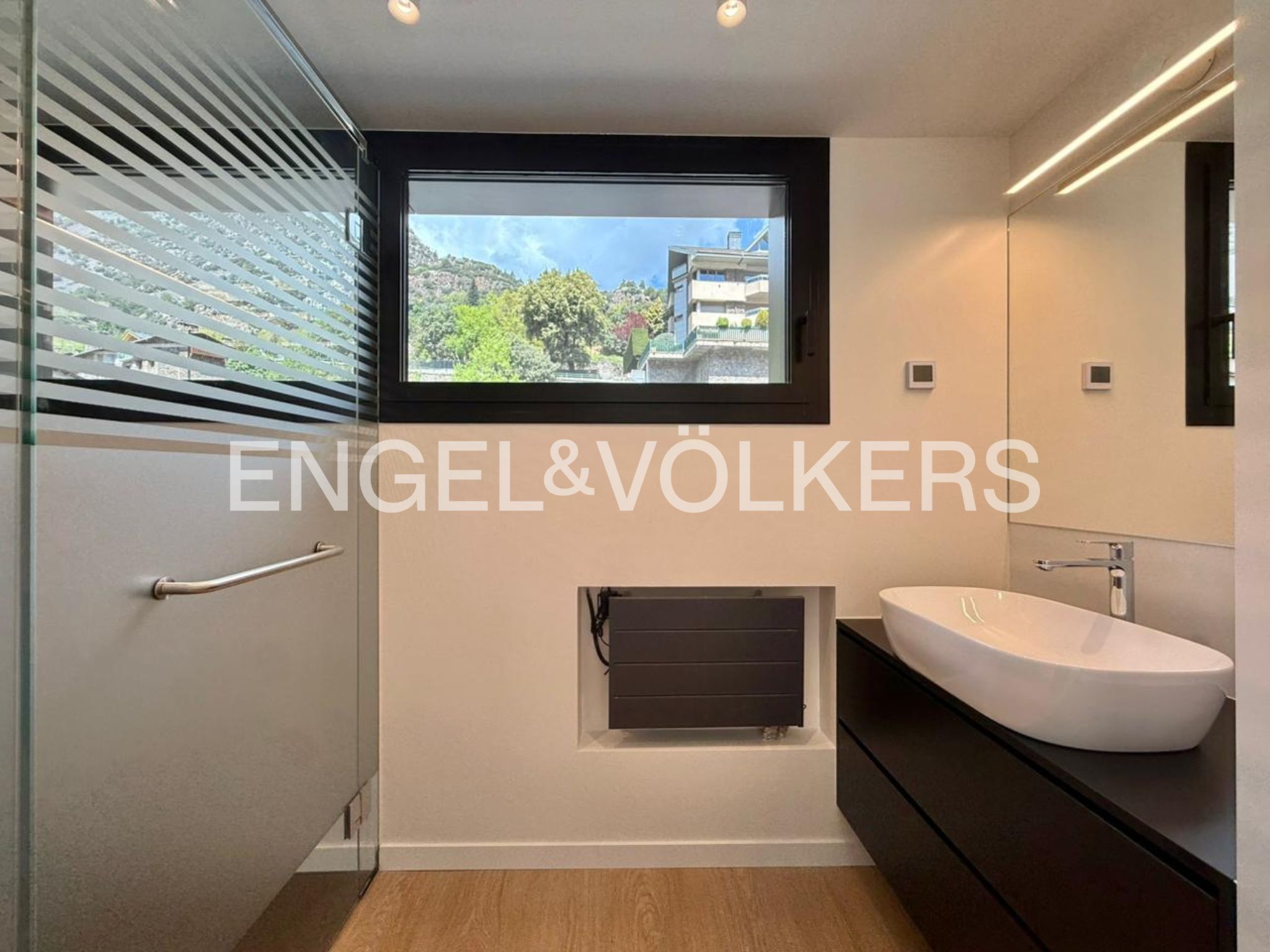 Àtic de lloguer a Andorra la Vella, 3 habitacions, 181 metres
