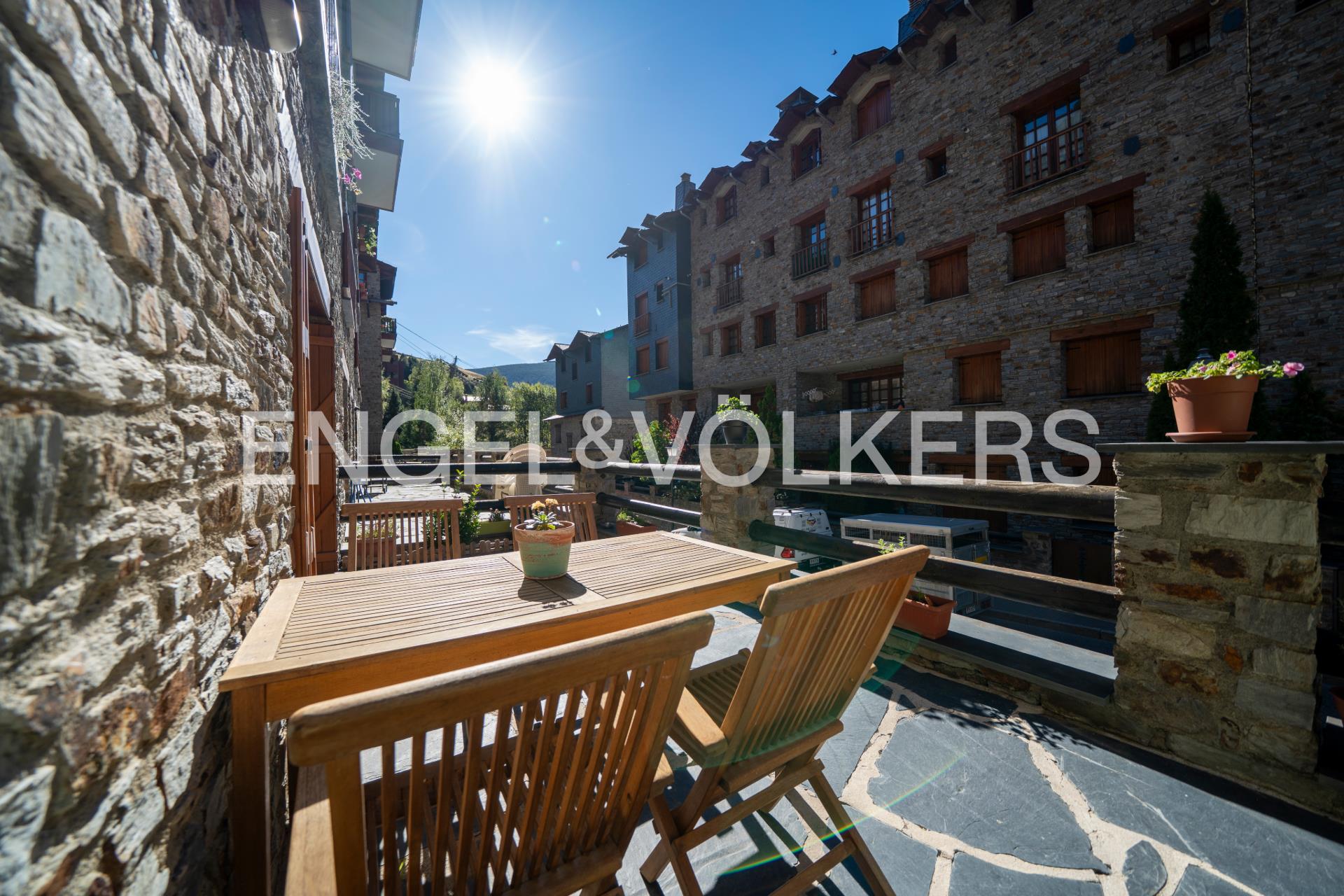 Pis en venda a Canillo, 2 habitacions, 85 metres