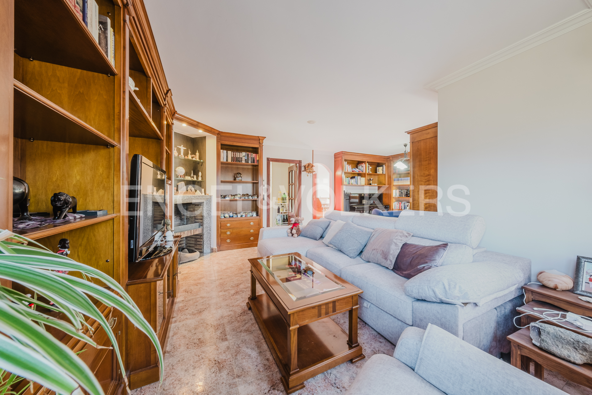 Xalet en venda a Aixirivall, 5 habitacions, 451 metres