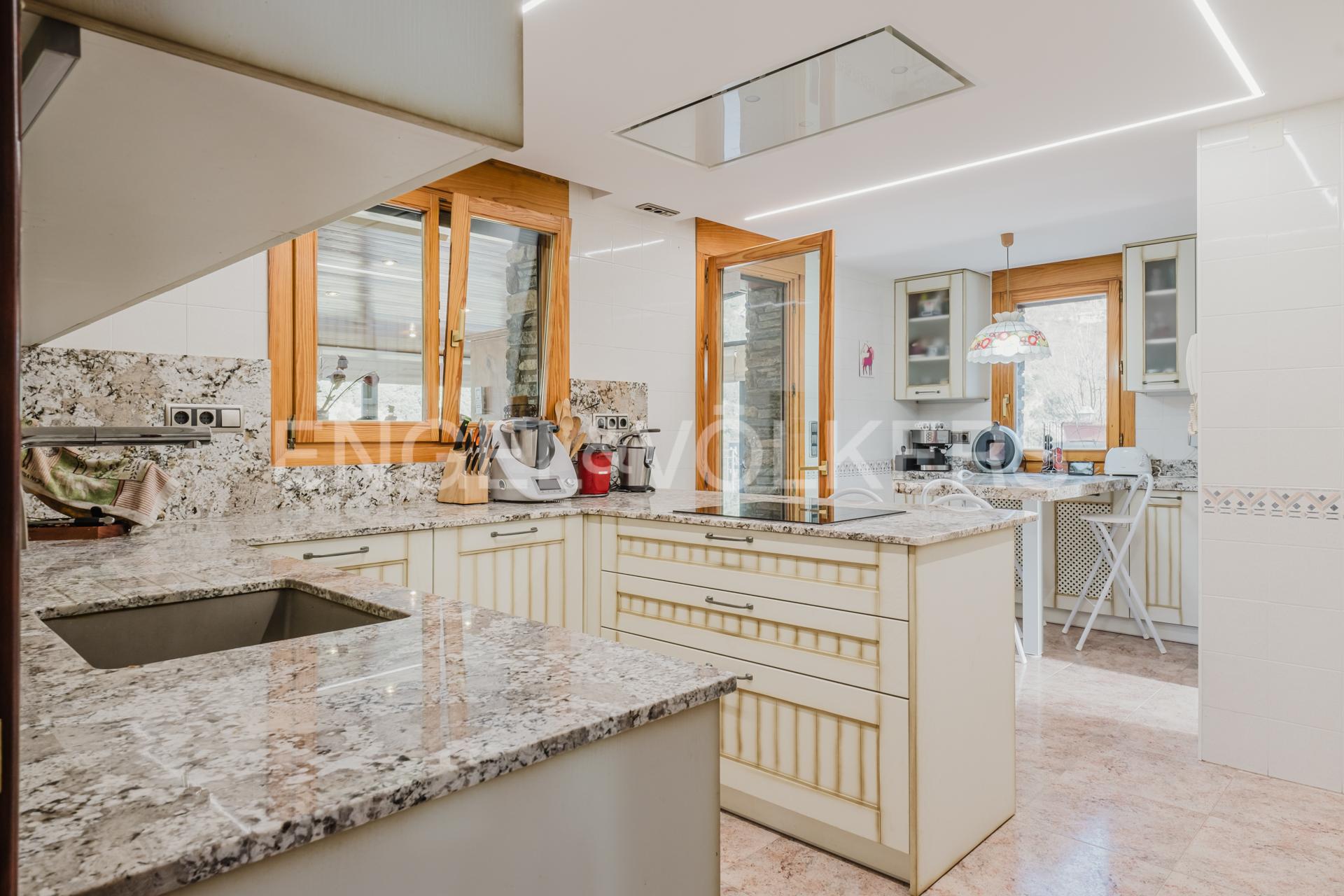 Xalet en venda a Aixirivall, 5 habitacions, 451 metres