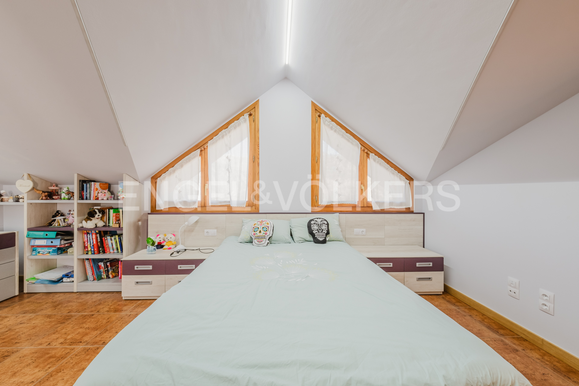 Xalet en venda a Aixirivall, 5 habitacions, 451 metres