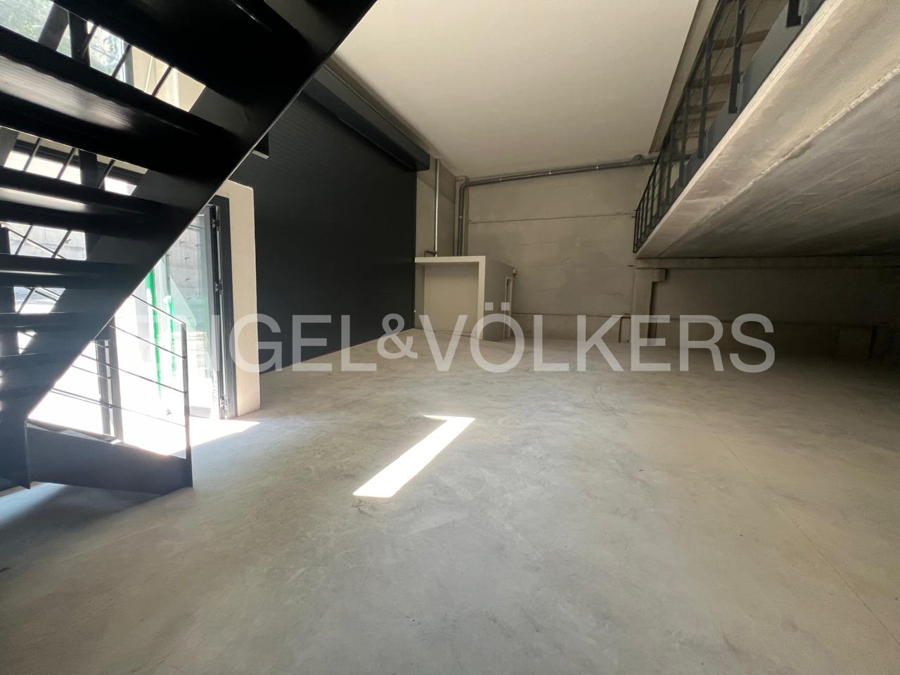 Local comercial en venda a Erts, 458 metres