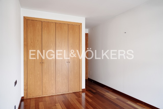 Pis de lloguer a Escaldes Engordany, 3 habitacions, 132 metres