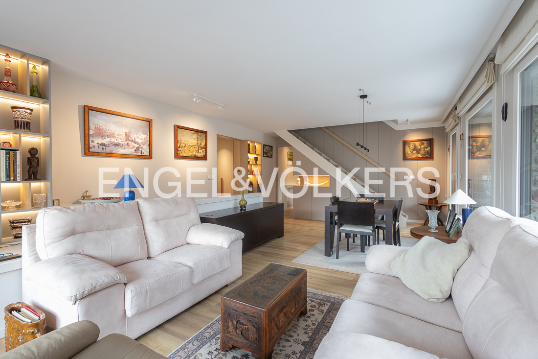 Xalet en venda a Anyós, 5 habitacions, 315 metres