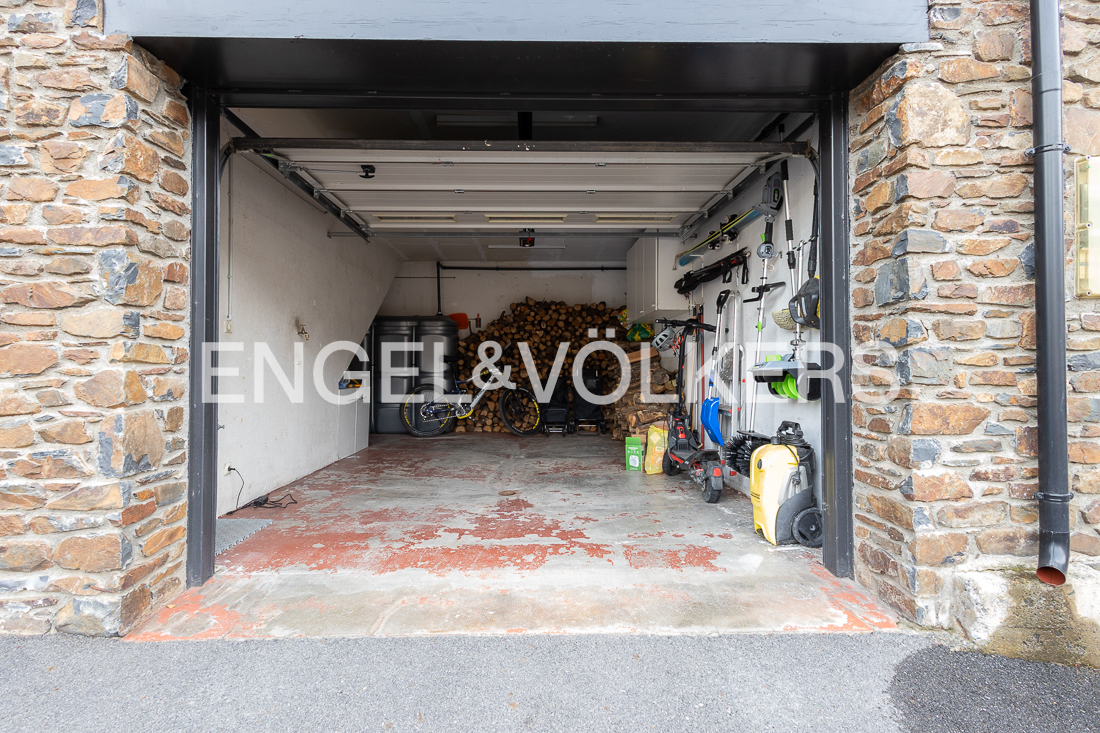 Xalet en venda a Anyós, 5 habitacions, 315 metres