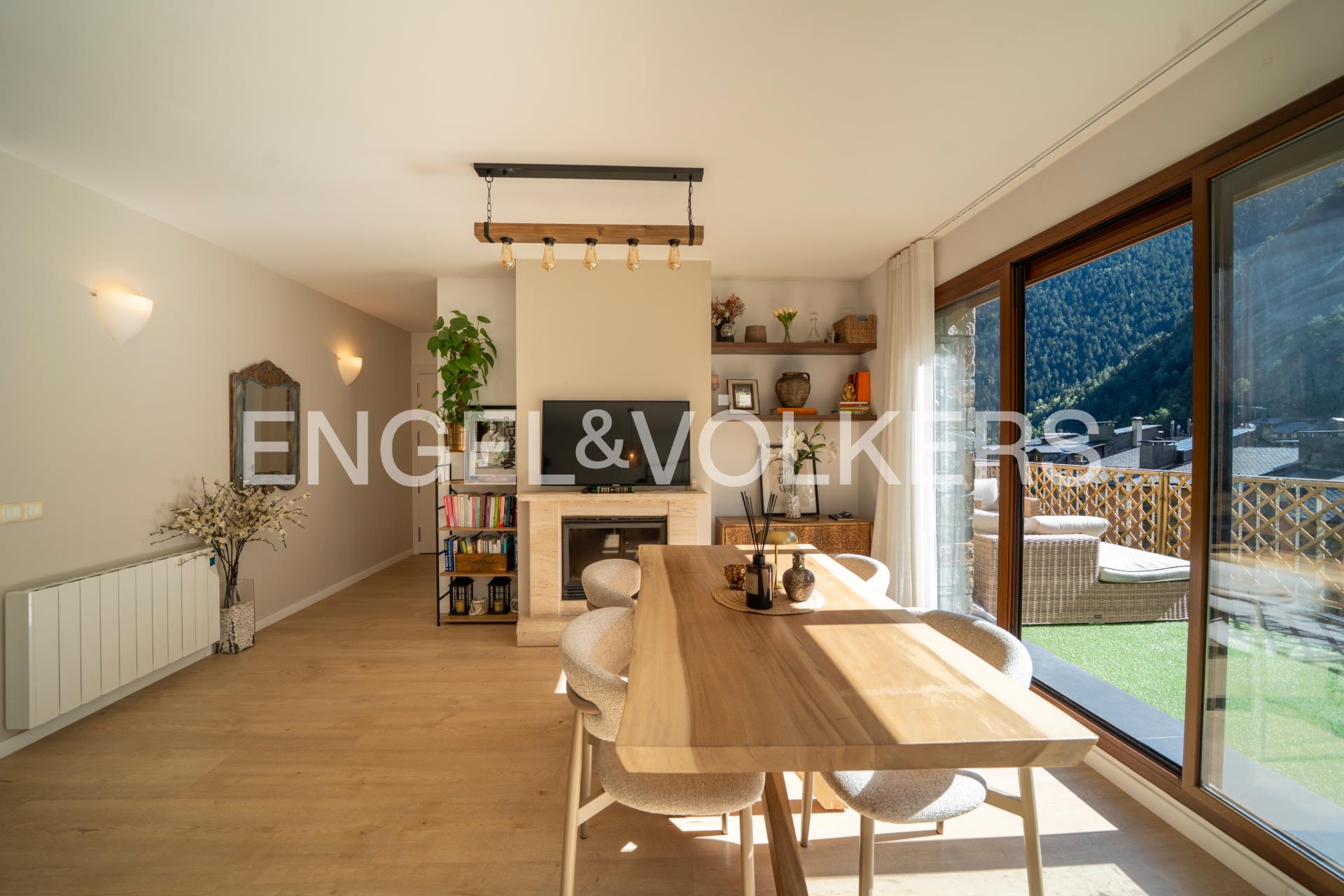 Pis en venda a Arinsal, 2 habitacions, 97 metres