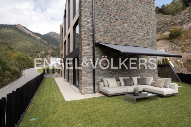 Xalet en venda a Pal, 4 habitacions, 761 metres