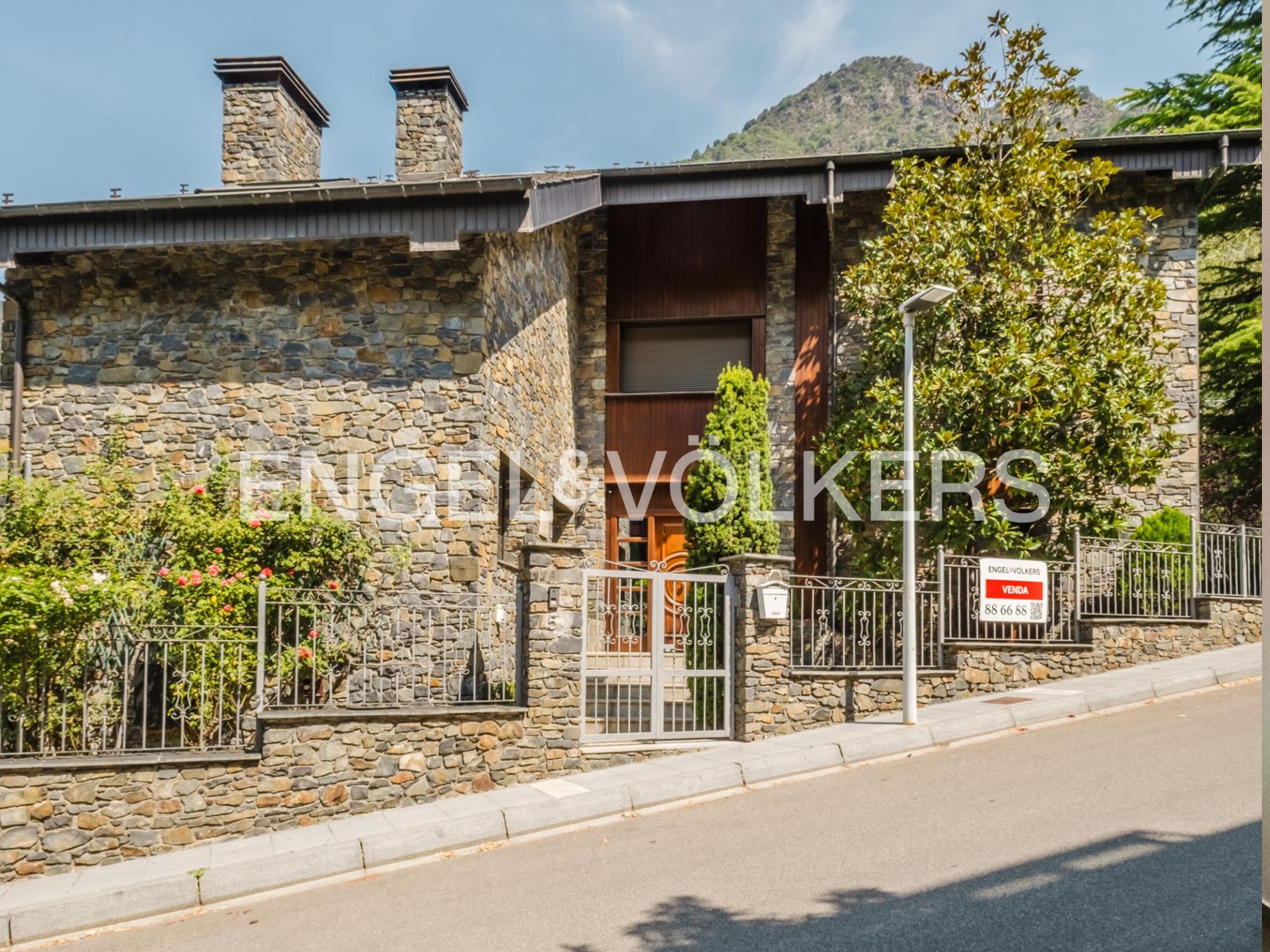 Xalet en venda a Escaldes Engordany, 5 habitacions, 425 metres