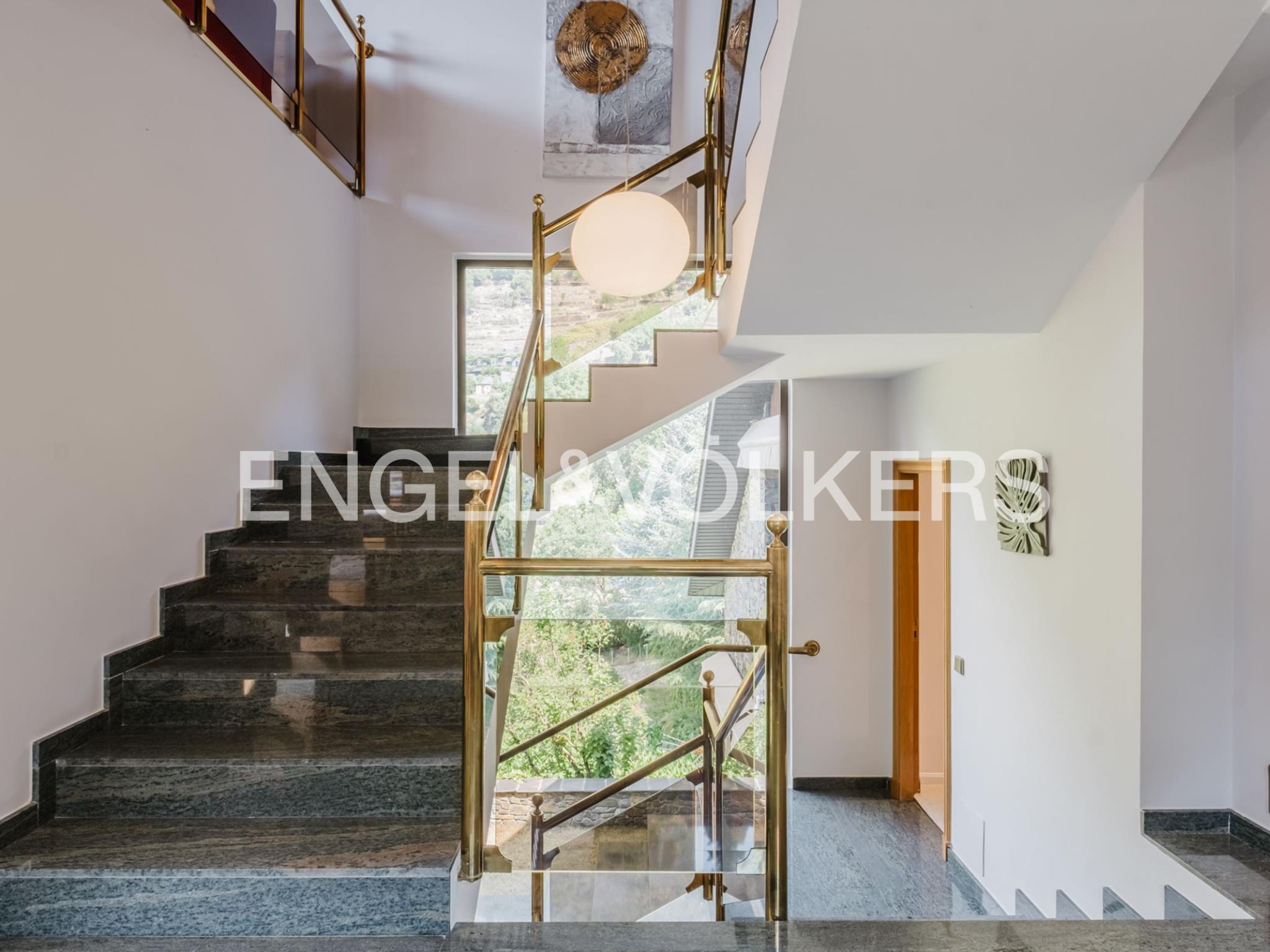 Xalet en venda a Escaldes Engordany, 5 habitacions, 425 metres
