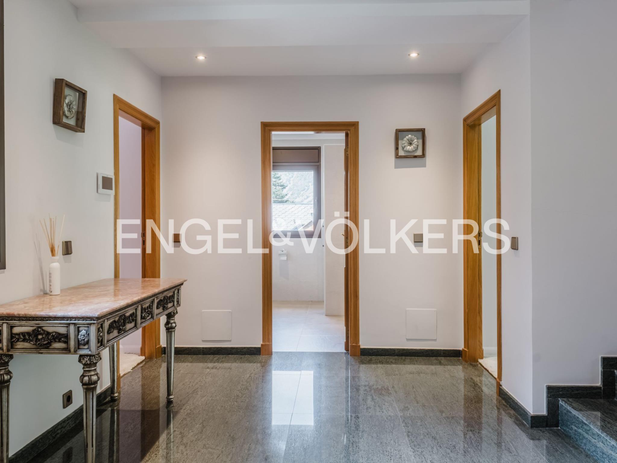 Xalet en venda a Escaldes Engordany, 5 habitacions, 425 metres