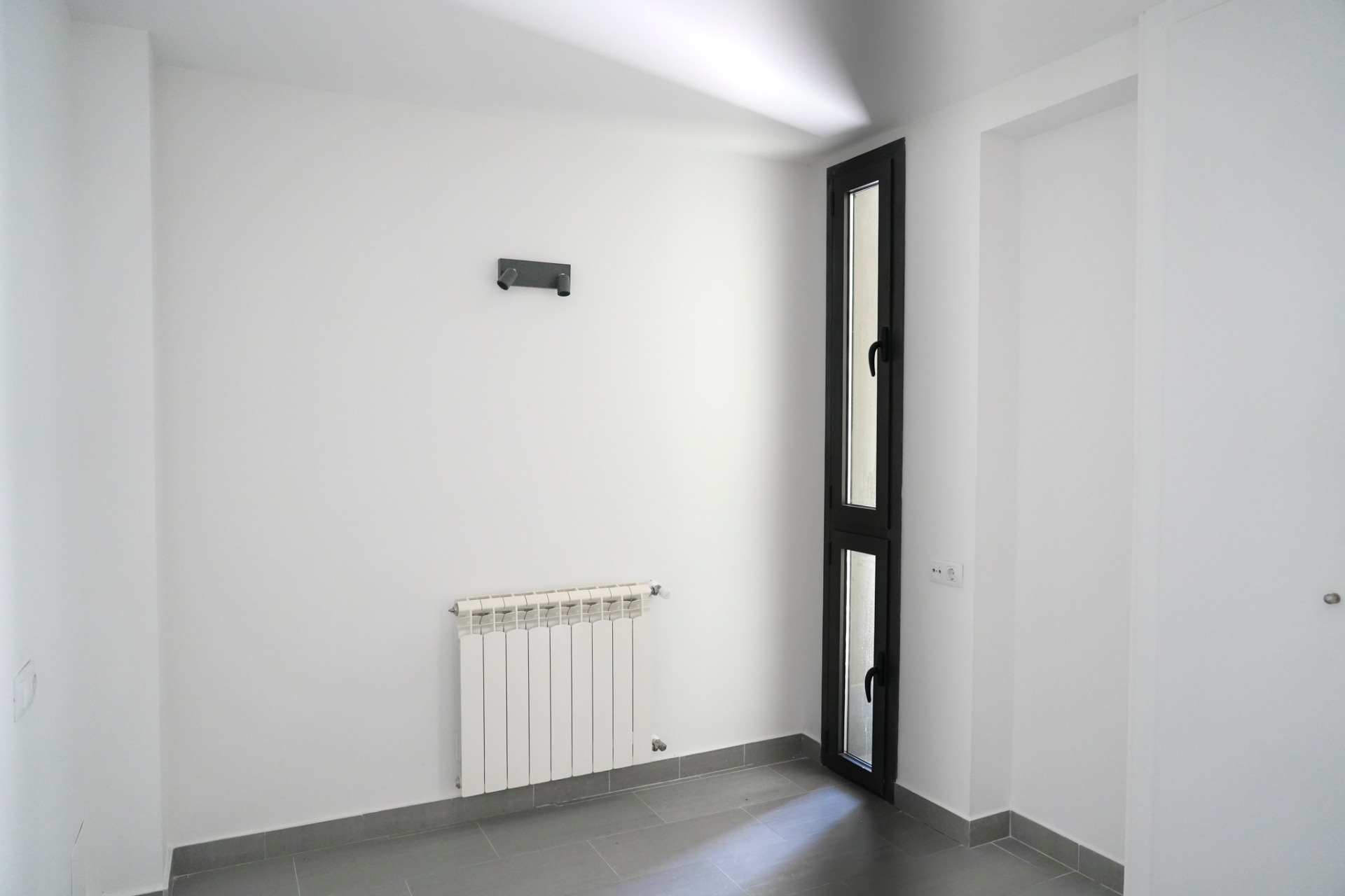 Piso de alquiler en Aixirivall, 1 habitación, 55 metros