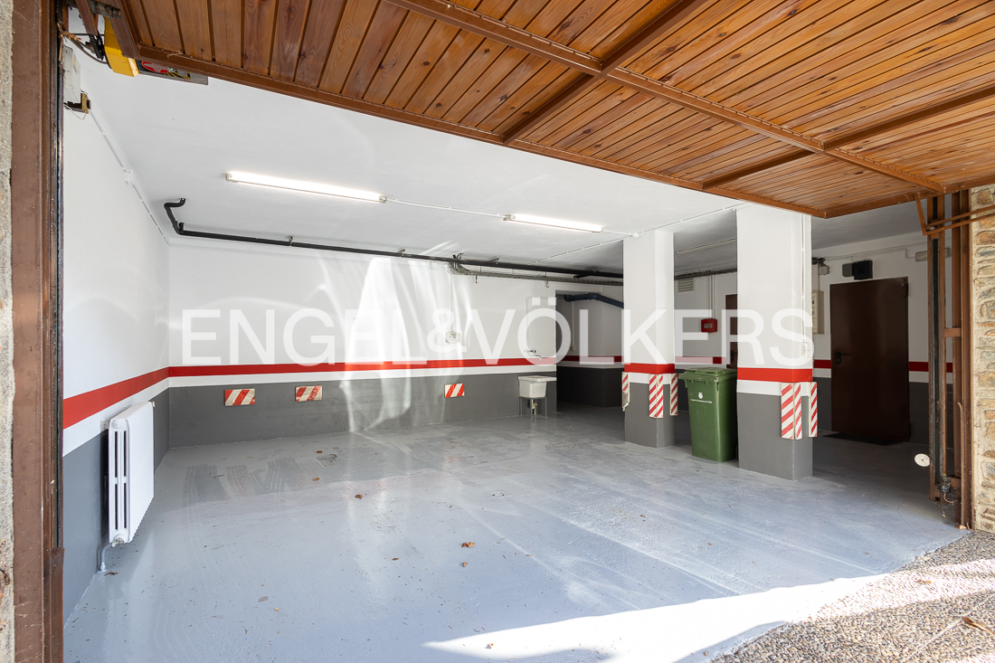 Chalet en venta en Andorra la Vella, 4 habitaciones, 450 metros