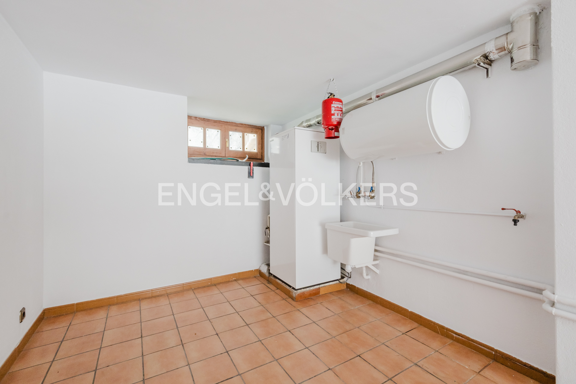 Casa adossada en venda a La Cortinada, 3 habitacions, 183 metres
