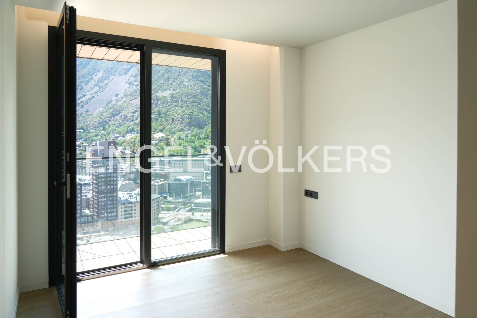 Ático en venta en Escaldes Engordany, 4 habitaciones, 187 metros