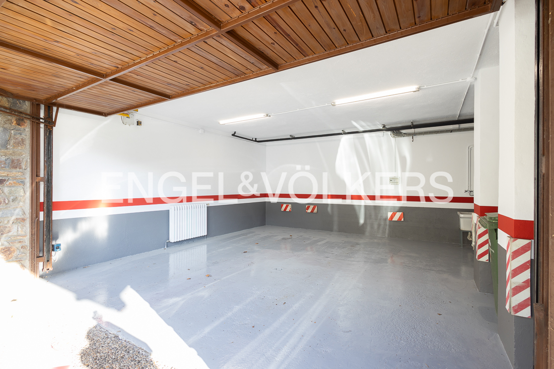 Chalet en venta en Andorra la Vella, 4 habitaciones, 450 metros