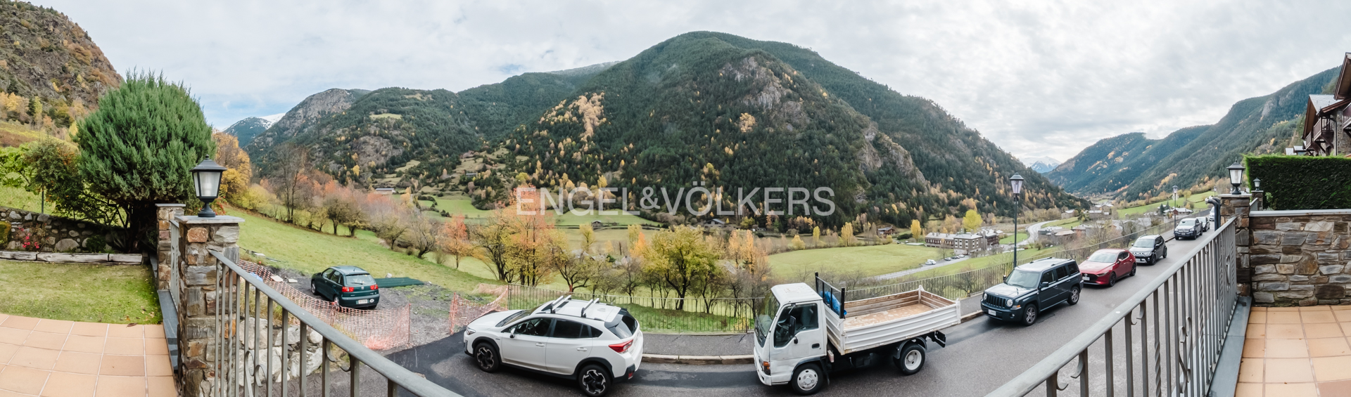 Casa adossada en venda a Arans, 4 habitacions, 382 metres