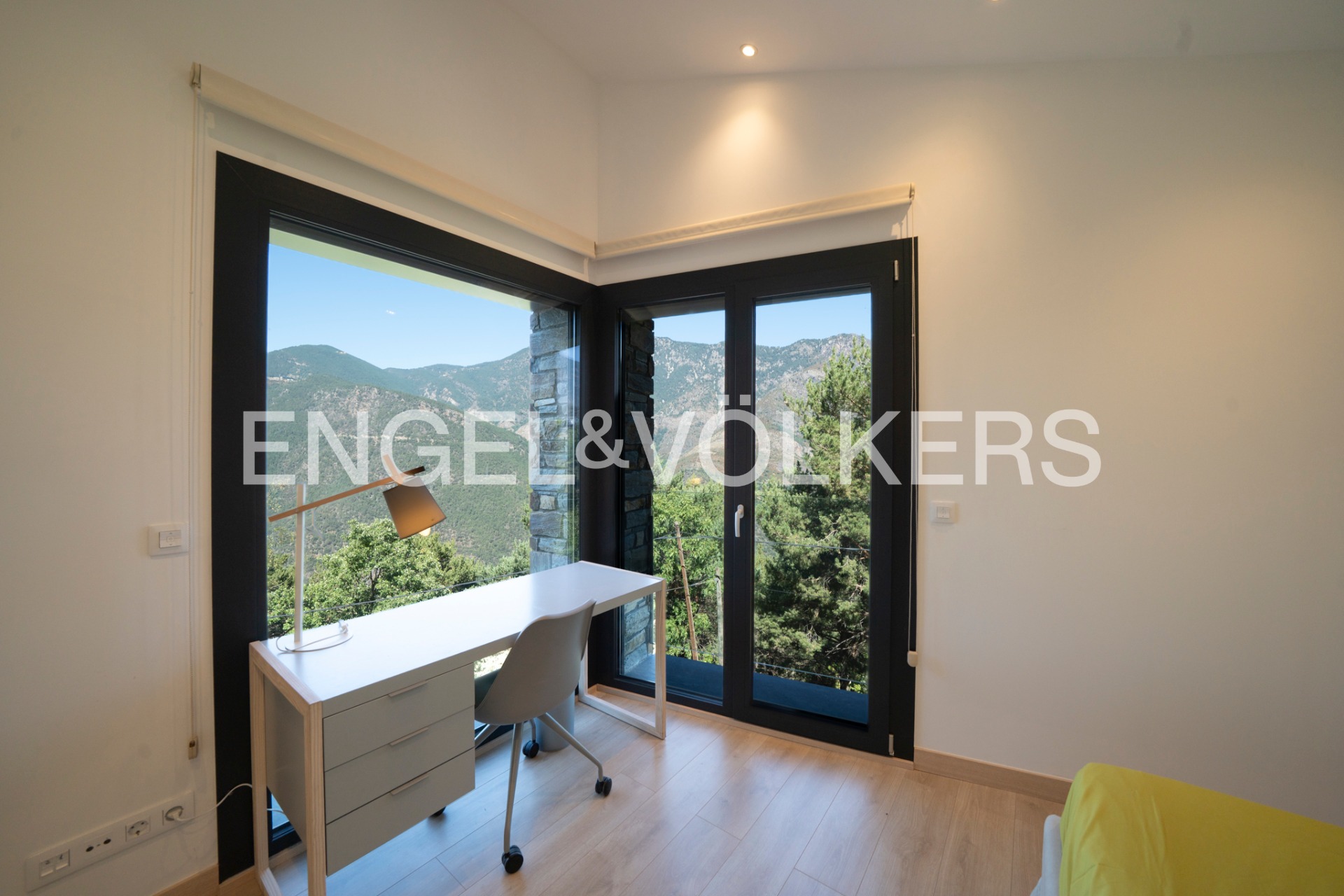 Xalet en venda a Aubinyà, 4 habitacions, 364 metres