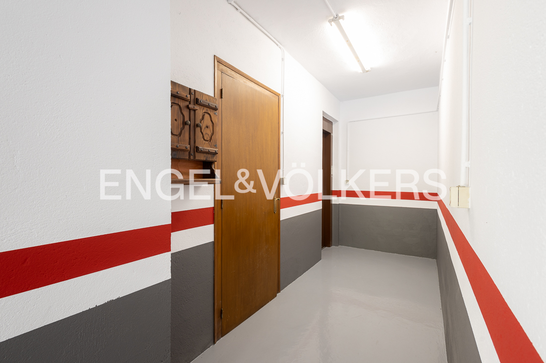 Chalet en venta en Andorra la Vella, 4 habitaciones, 450 metros