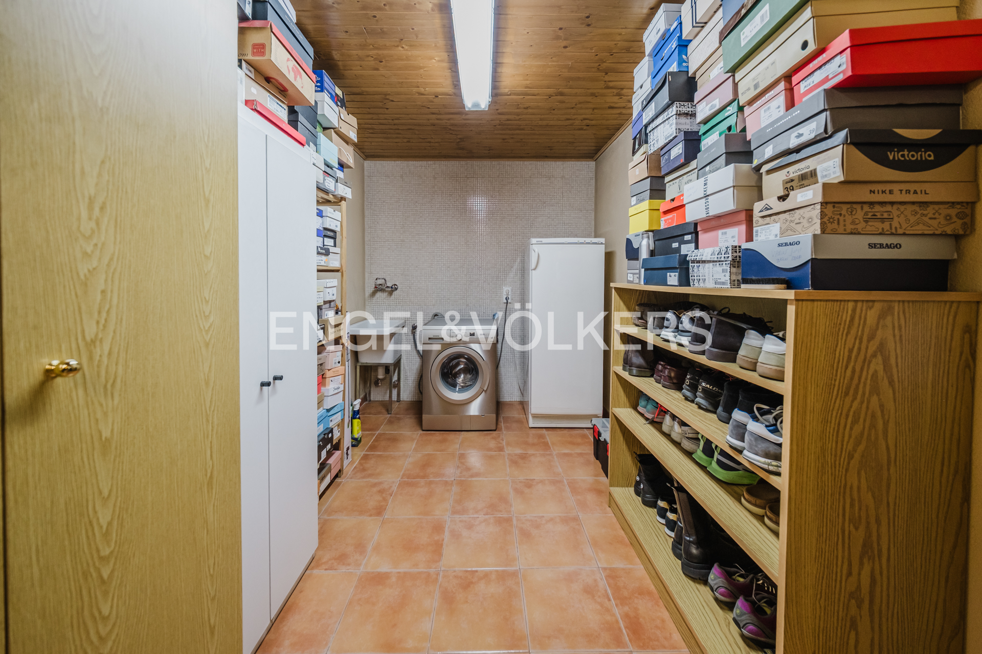 Casa adossada en venda a Arans, 4 habitacions, 382 metres