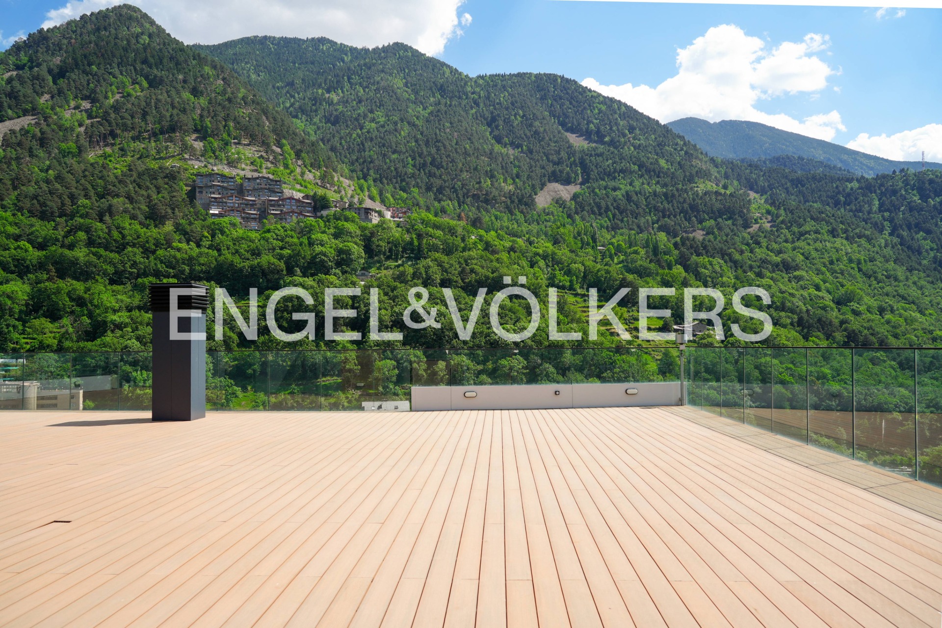 Ático en venta en Escaldes Engordany, 4 habitaciones, 187 metros