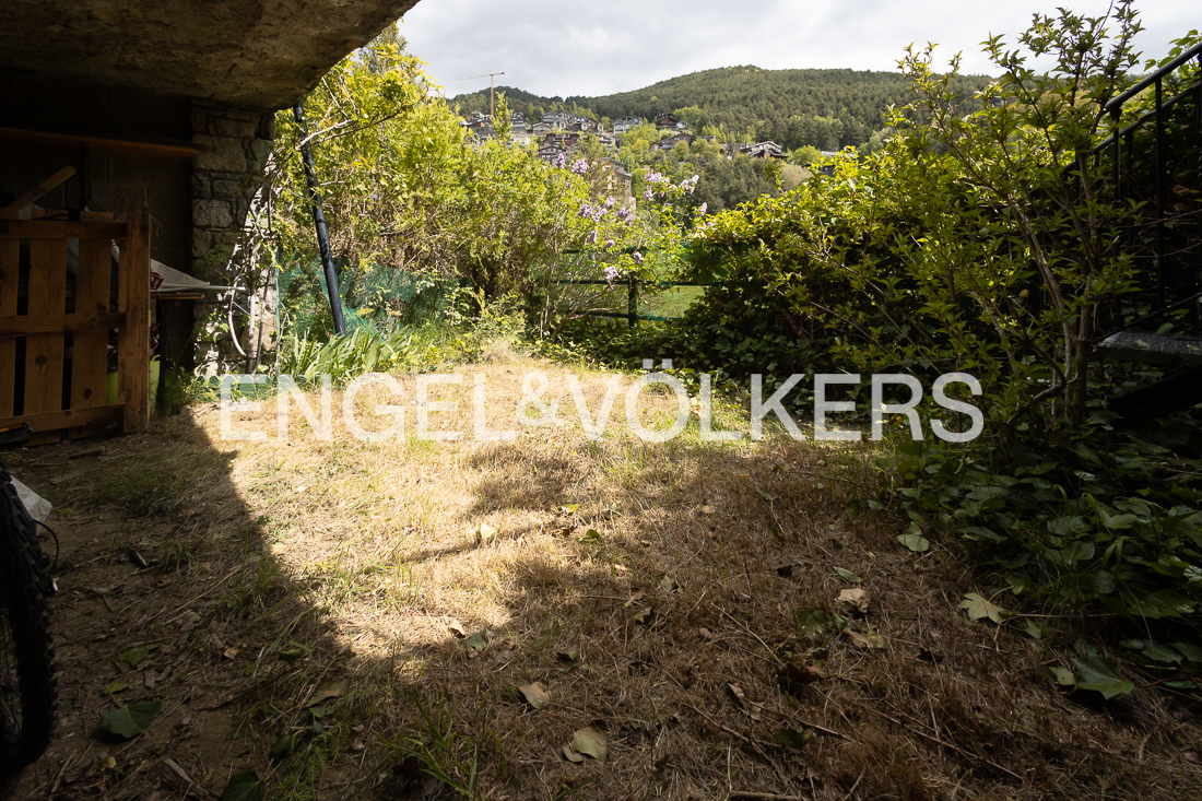 Casa adossada en venda a L'Aldosa de la Massana, 4 habitacions, 174 metres