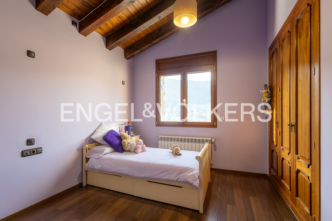 Chalet en venta en L'Aldosa de la Massana, 4 habitaciones, 364 metros