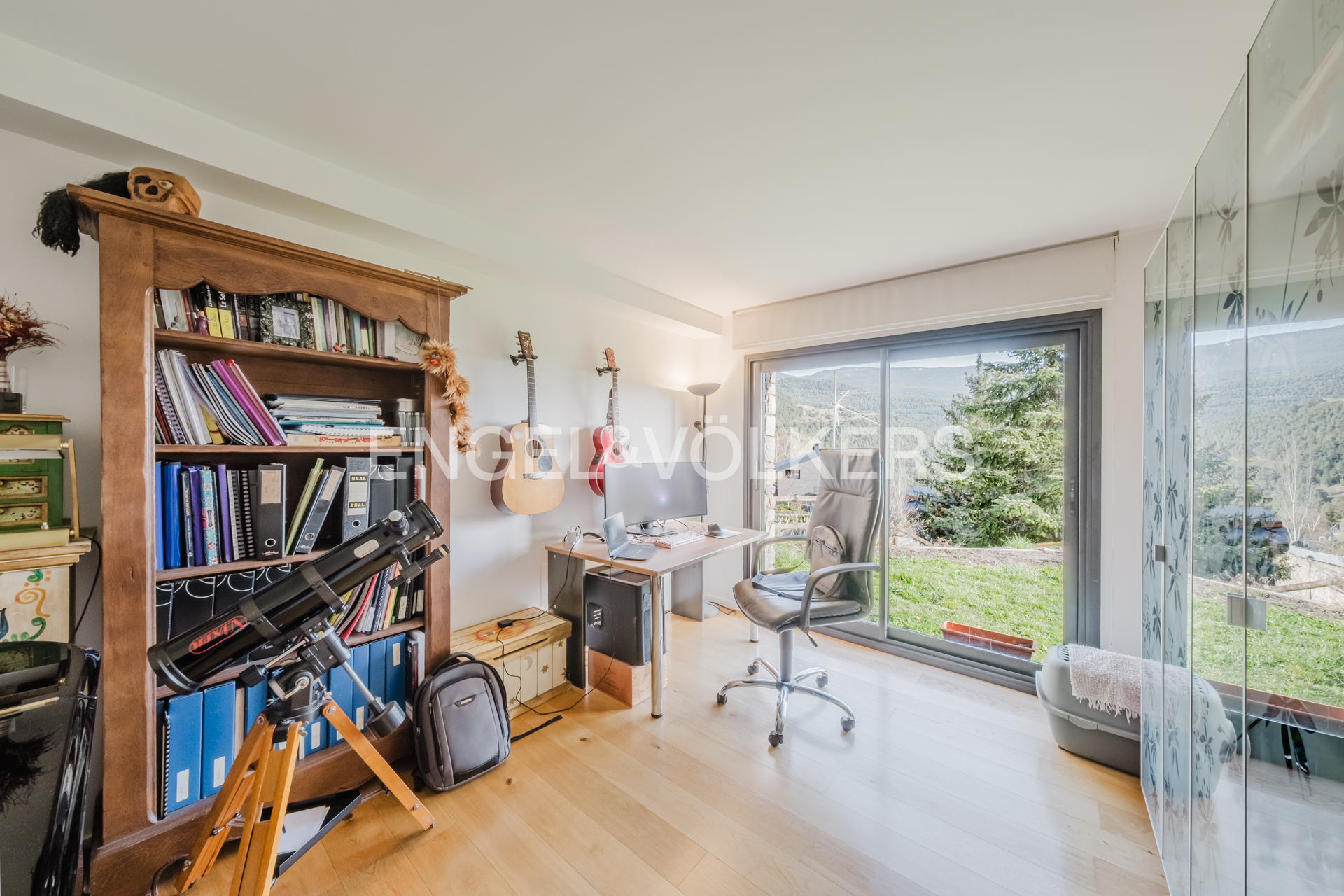 Chalet en venta en Certers, 8 habitaciones, 603 metros