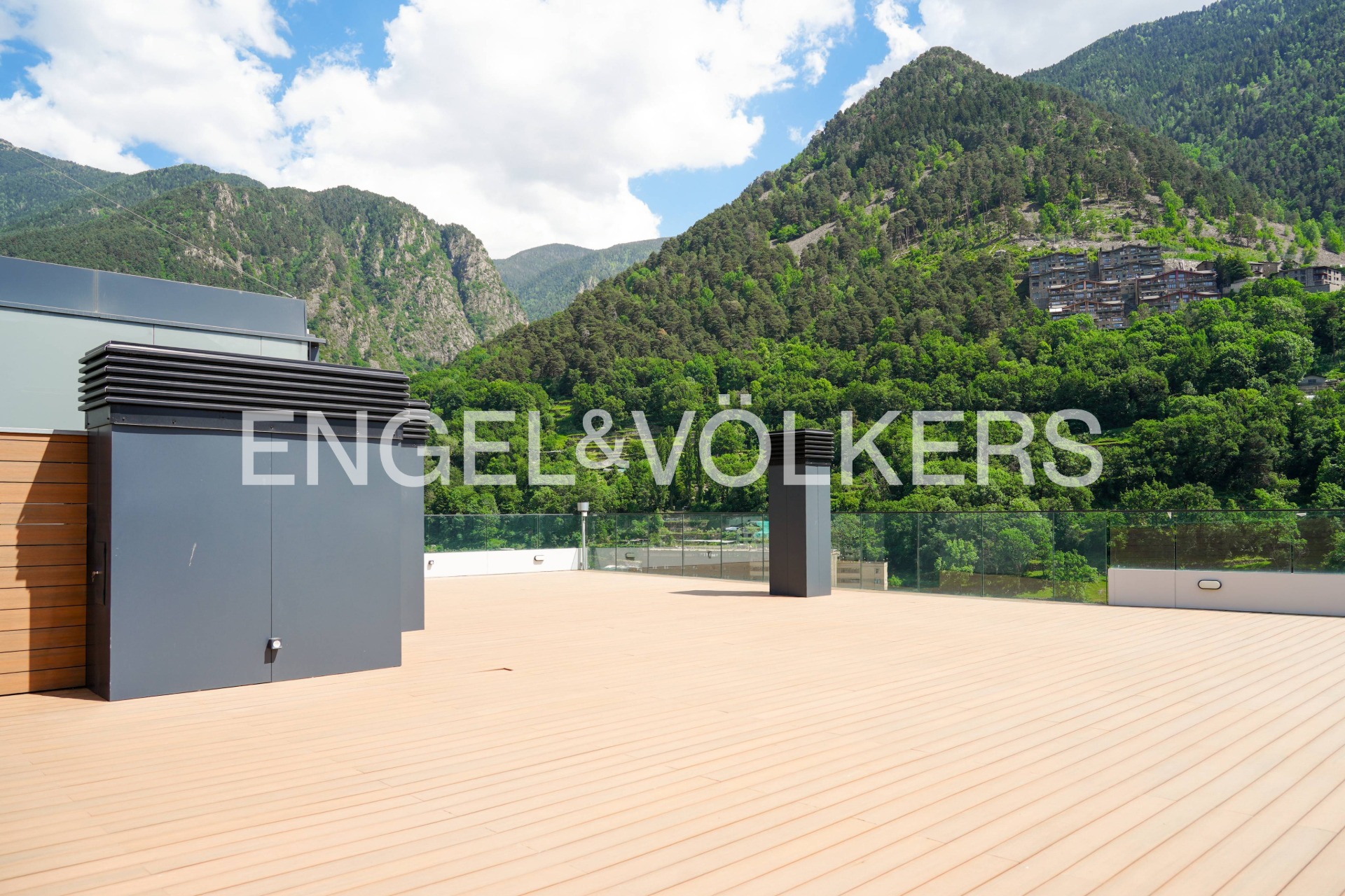 Ático en venta en Escaldes Engordany, 4 habitaciones, 187 metros