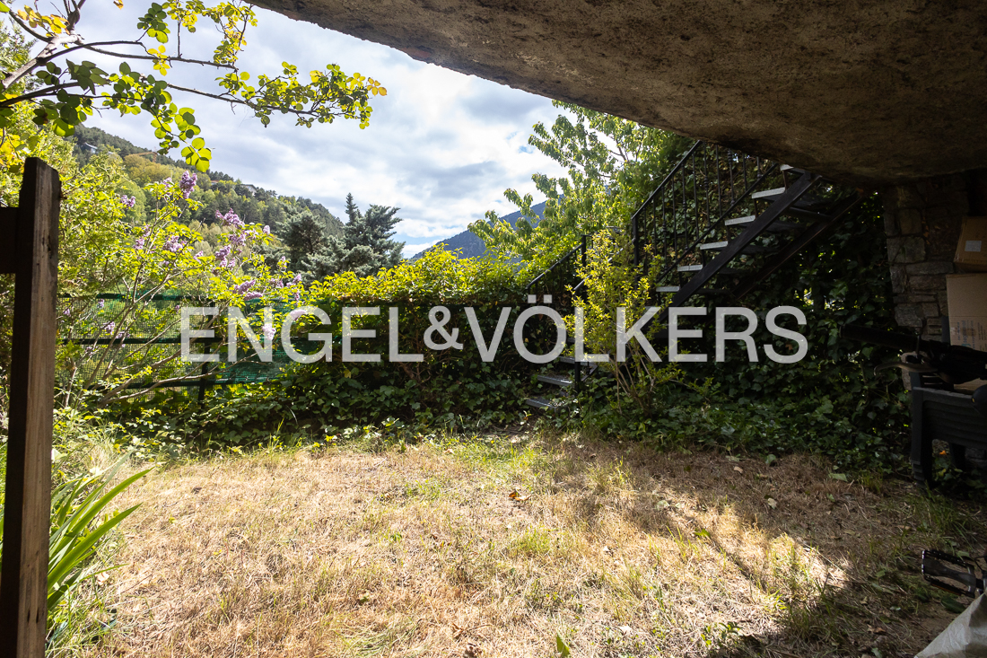 Casa adossada en venda a L'Aldosa de la Massana, 4 habitacions, 174 metres