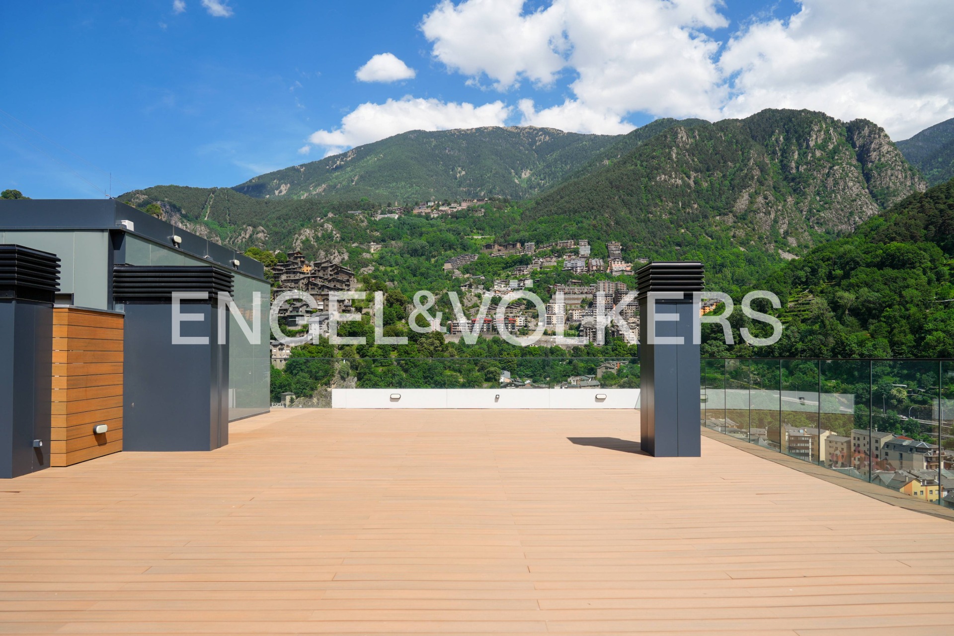 Ático en venta en Escaldes Engordany, 4 habitaciones, 187 metros