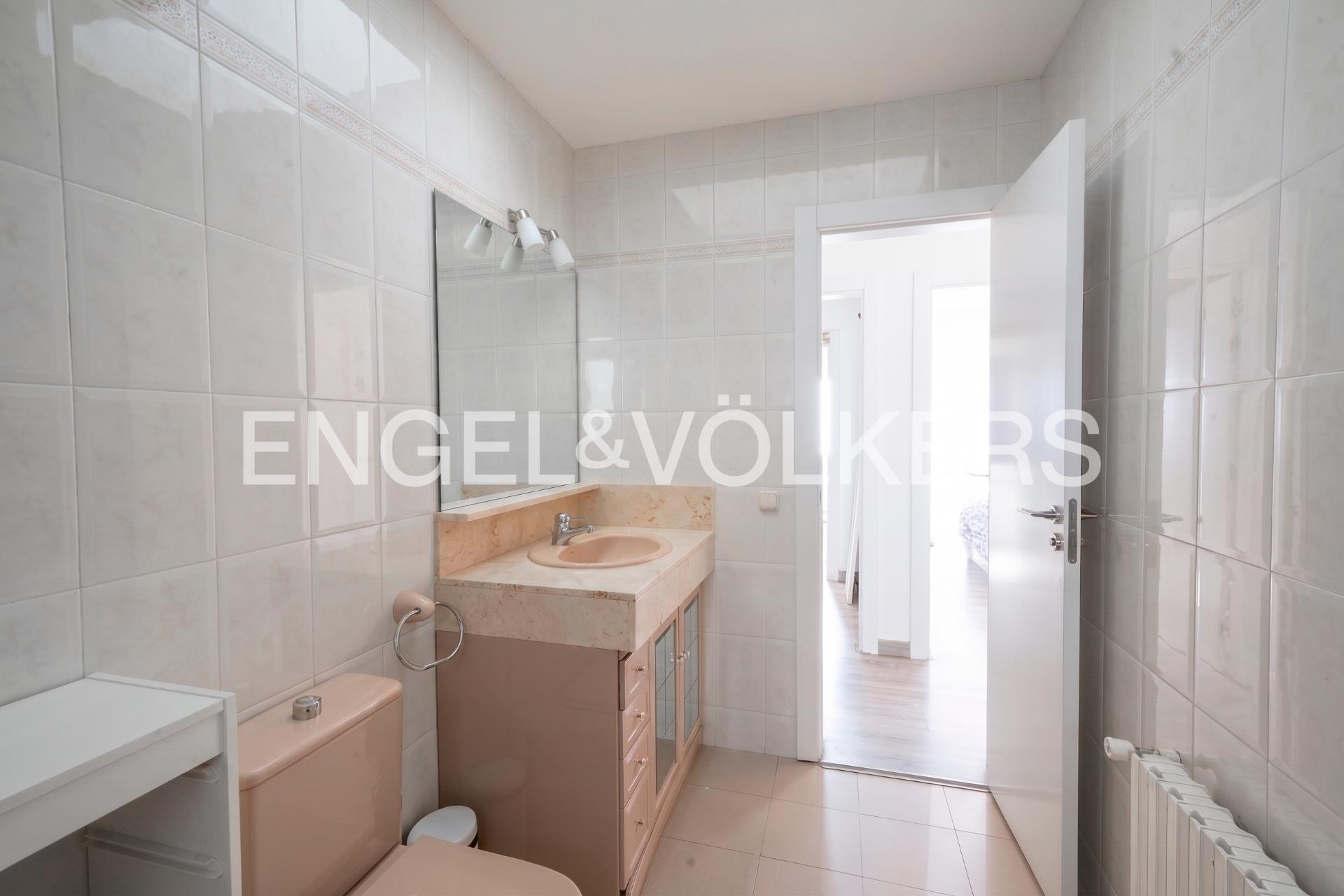 Piso en venta en Encamp, 3 habitaciones, 129 metros