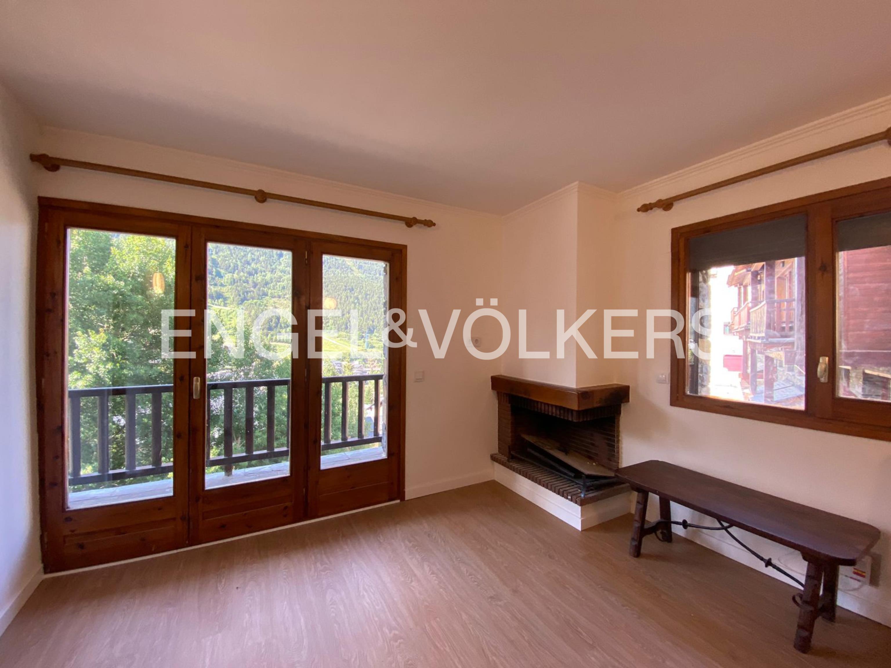 Piso de alquiler en El Tarter, 2 habitaciones, 79 metros