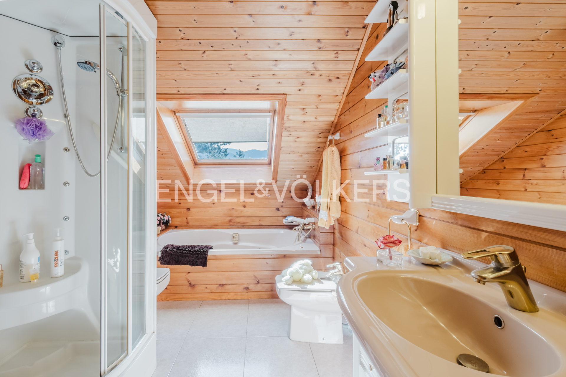 Chalet en venta en Certers, 8 habitaciones, 603 metros