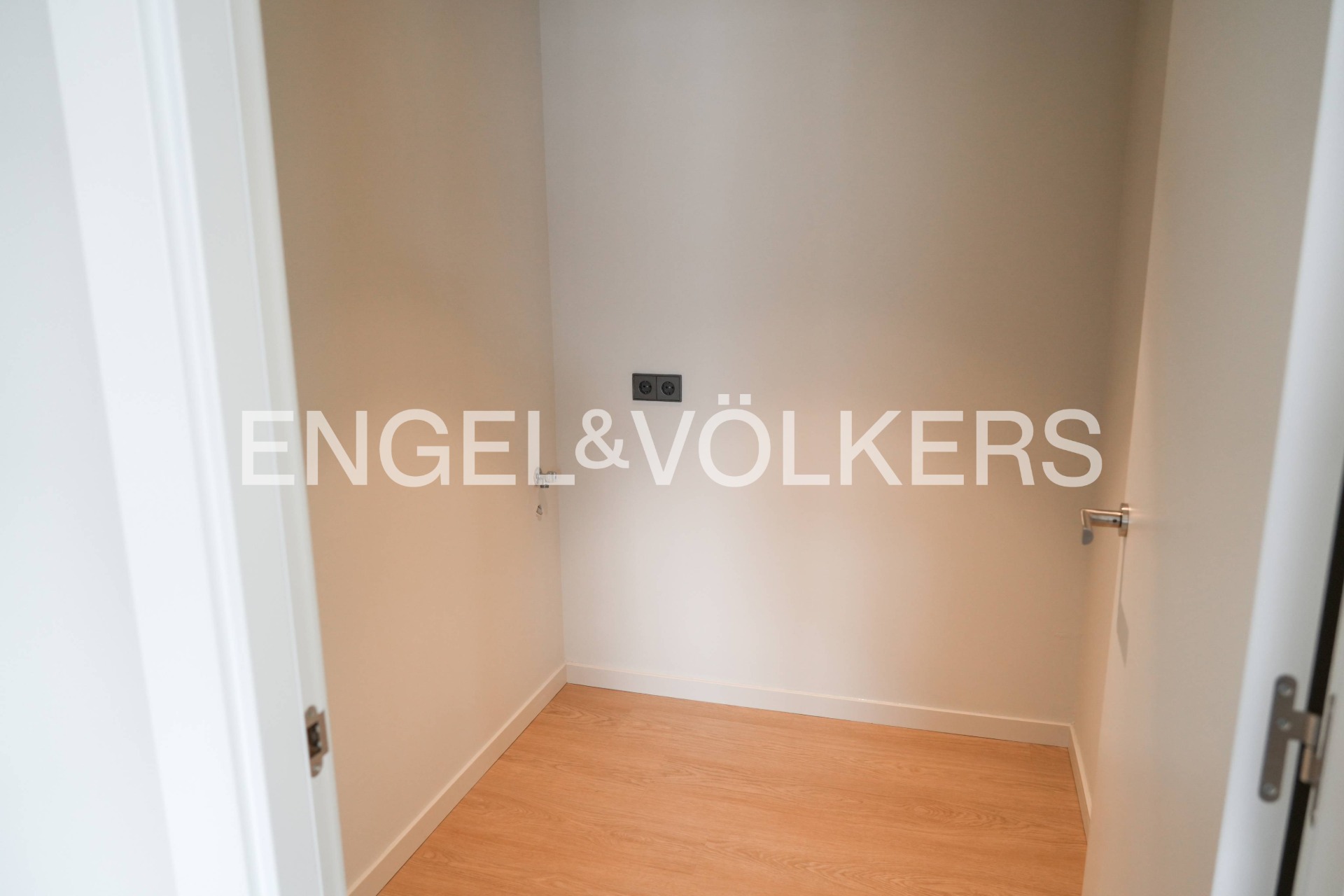 Ático en venta en Escaldes Engordany, 4 habitaciones, 187 metros