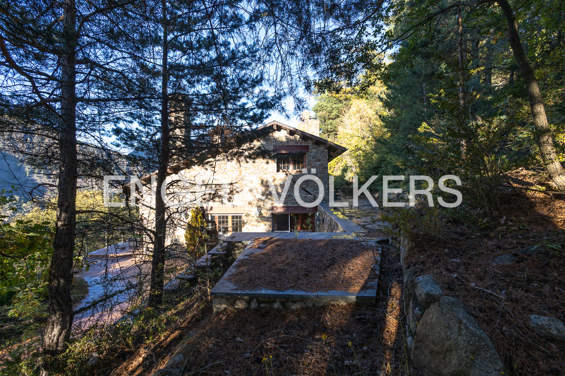 Chalet en venta en Andorra la Vella, 4 habitaciones, 450 metros