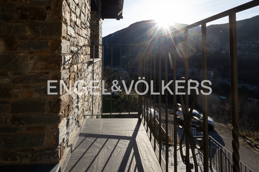 Chalet en venta en L'Aldosa de la Massana, 4 habitaciones, 364 metros