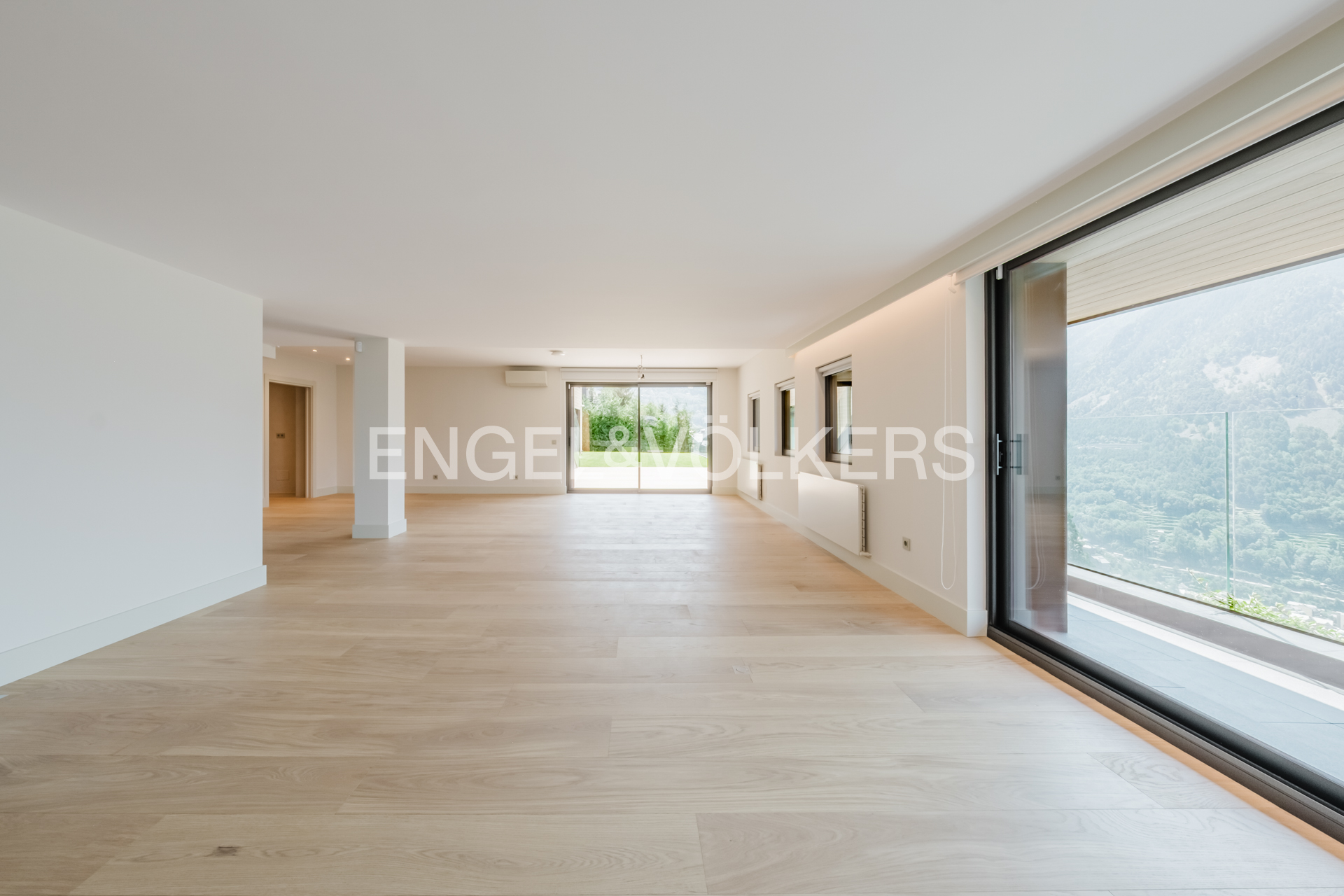 Xalet en venda a Escaldes Engordany, 5 habitacions, 587 metres
