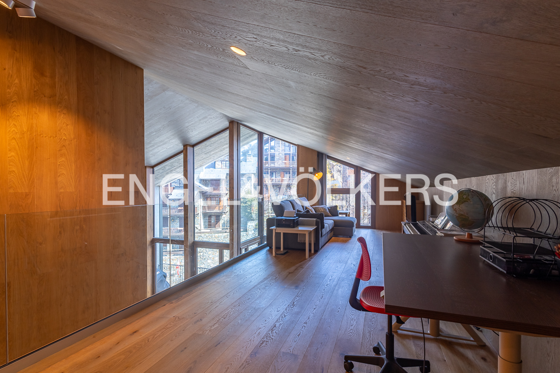 Dúplex en venda a El Tarter, 4 habitacions, 224 metres