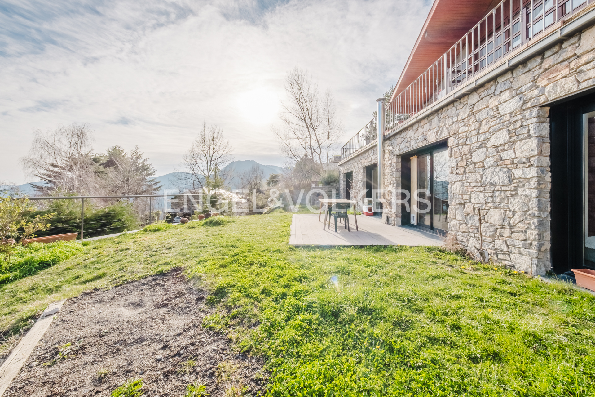 Chalet en venta en Certers, 8 habitaciones, 603 metros