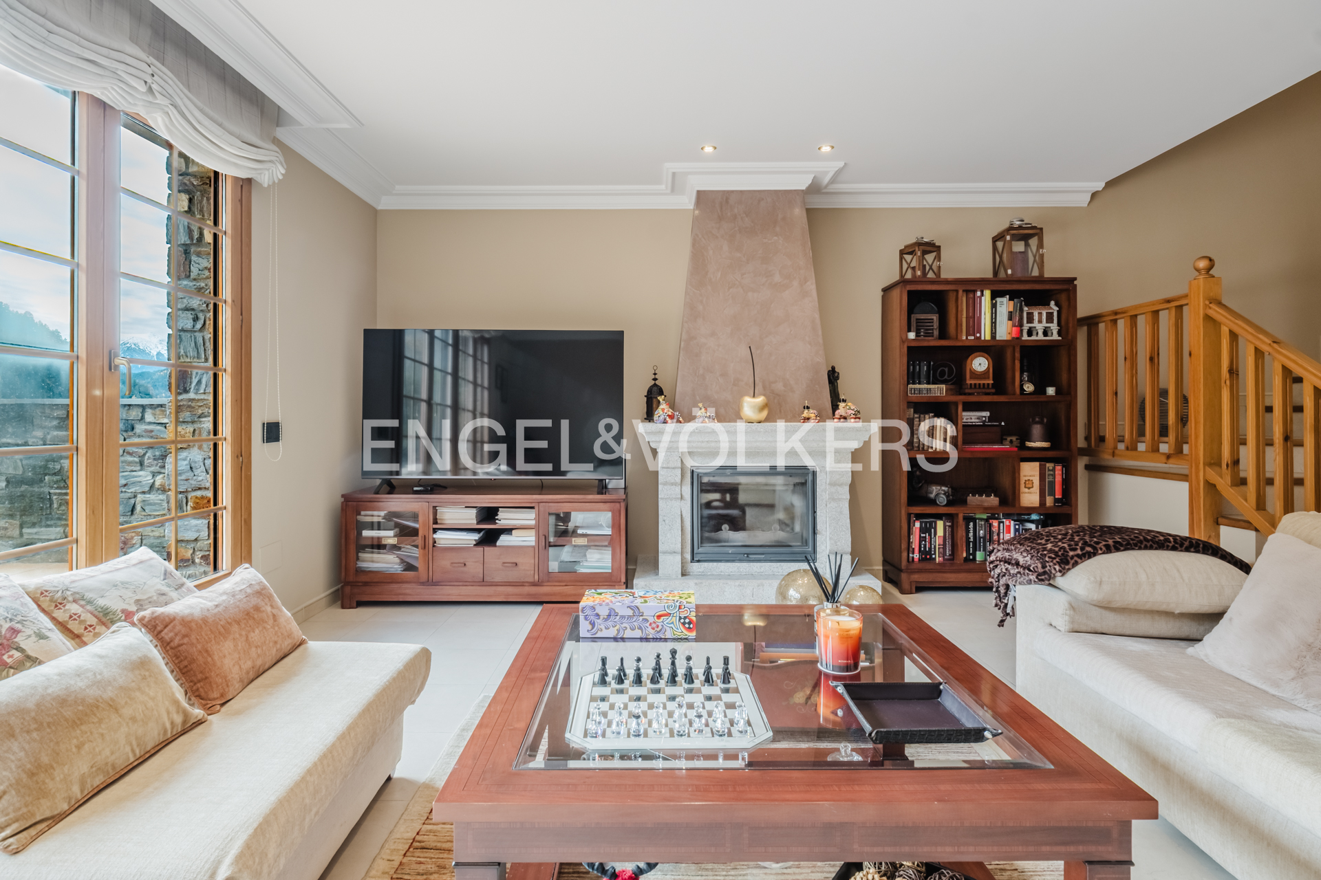 Casa adosada en venta en Arans, 4 habitaciones, 382 metros