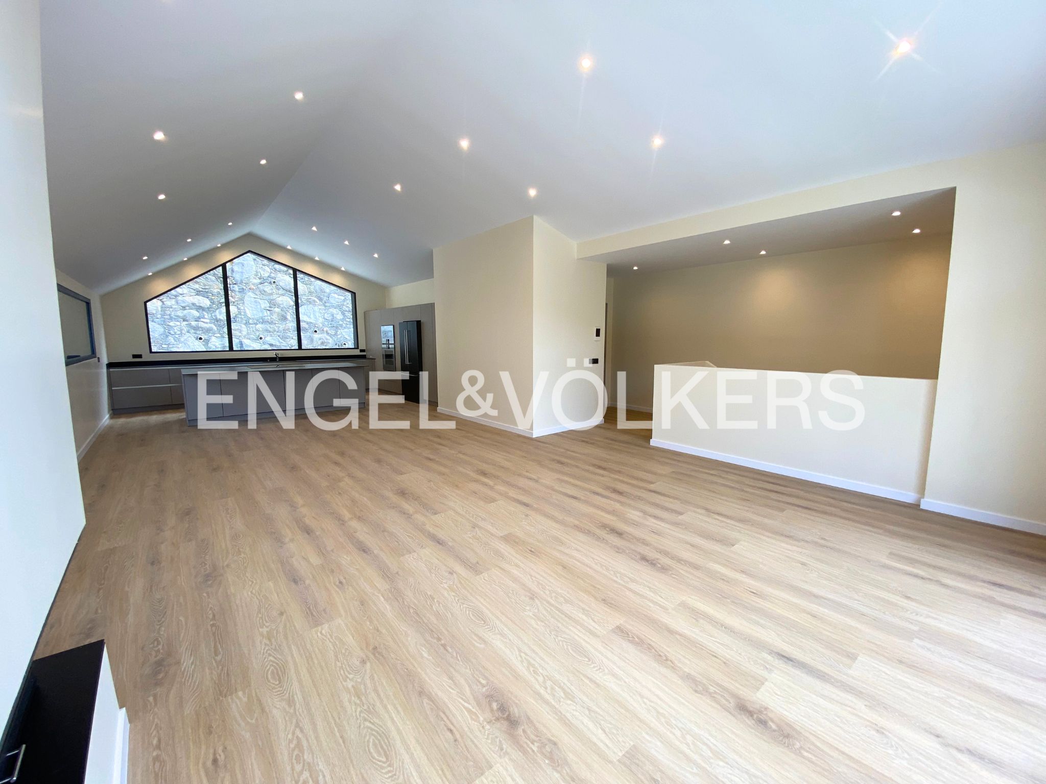 Xalet de lloguer a Anyós, 4 habitacions, 352 metres