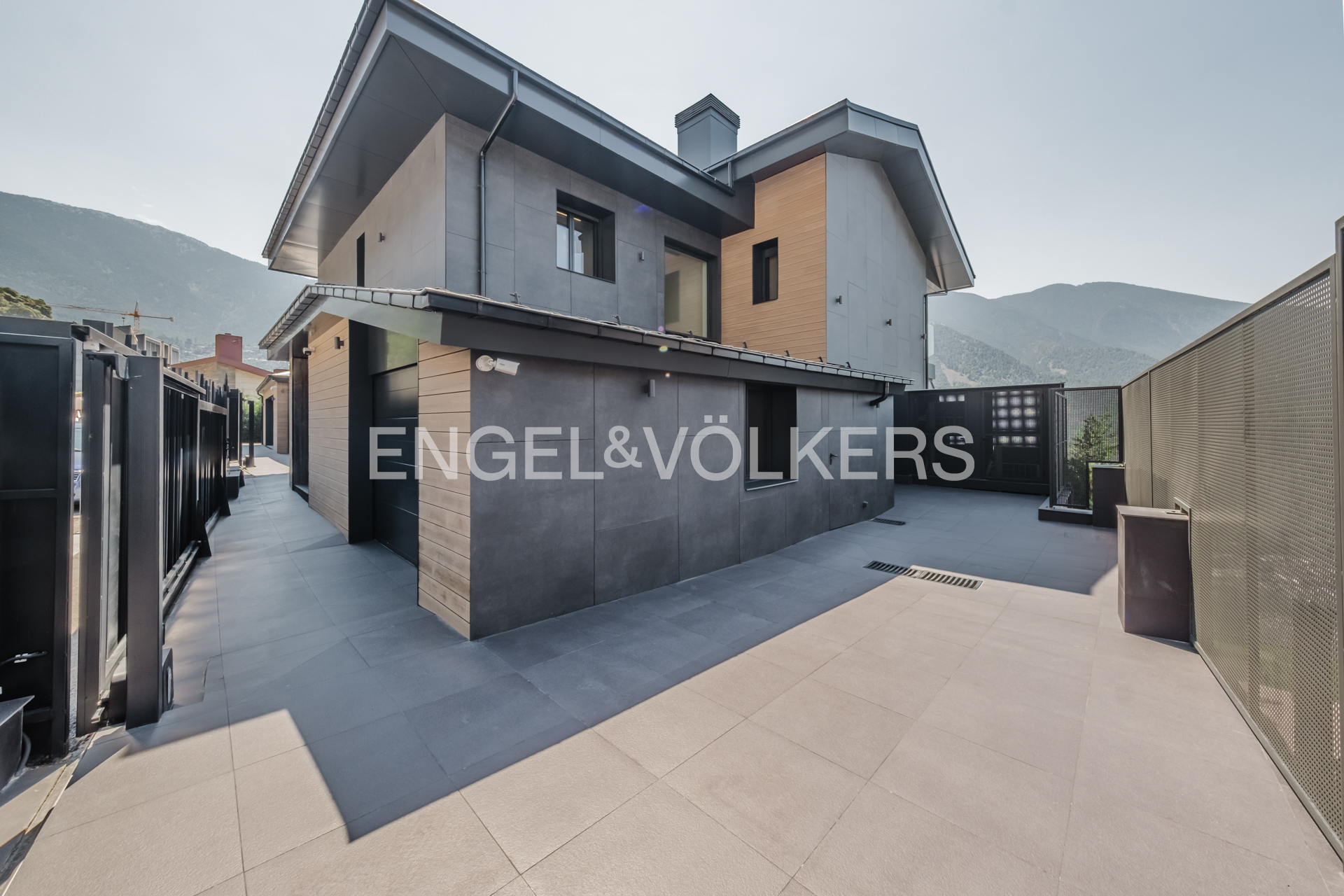 Xalet en venda a Escaldes Engordany, 5 habitacions, 587 metres