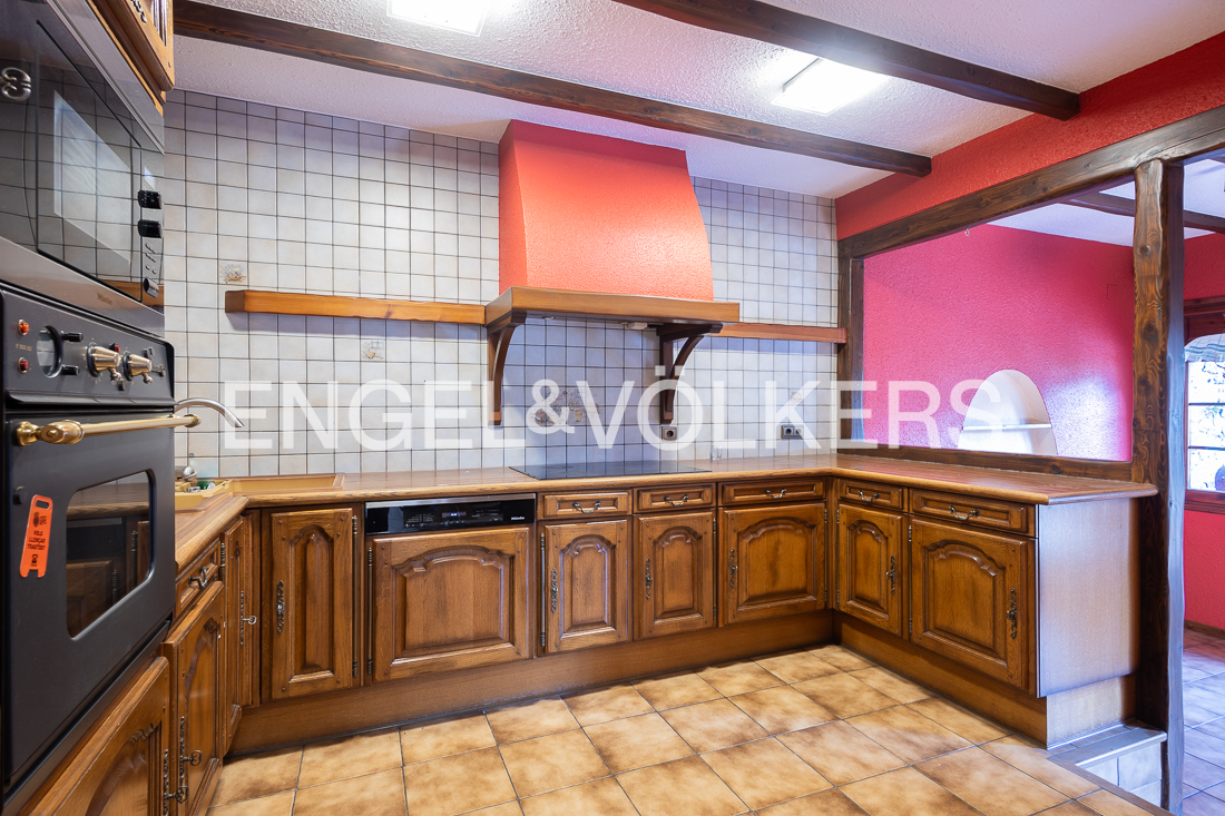 Chalet en venta en Andorra la Vella, 4 habitaciones, 450 metros