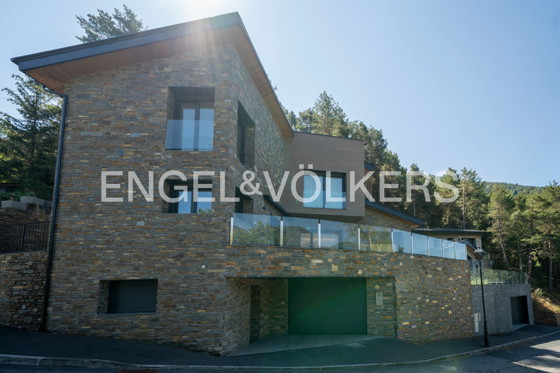 Xalet en venda a Aubinyà, 4 habitacions, 364 metres