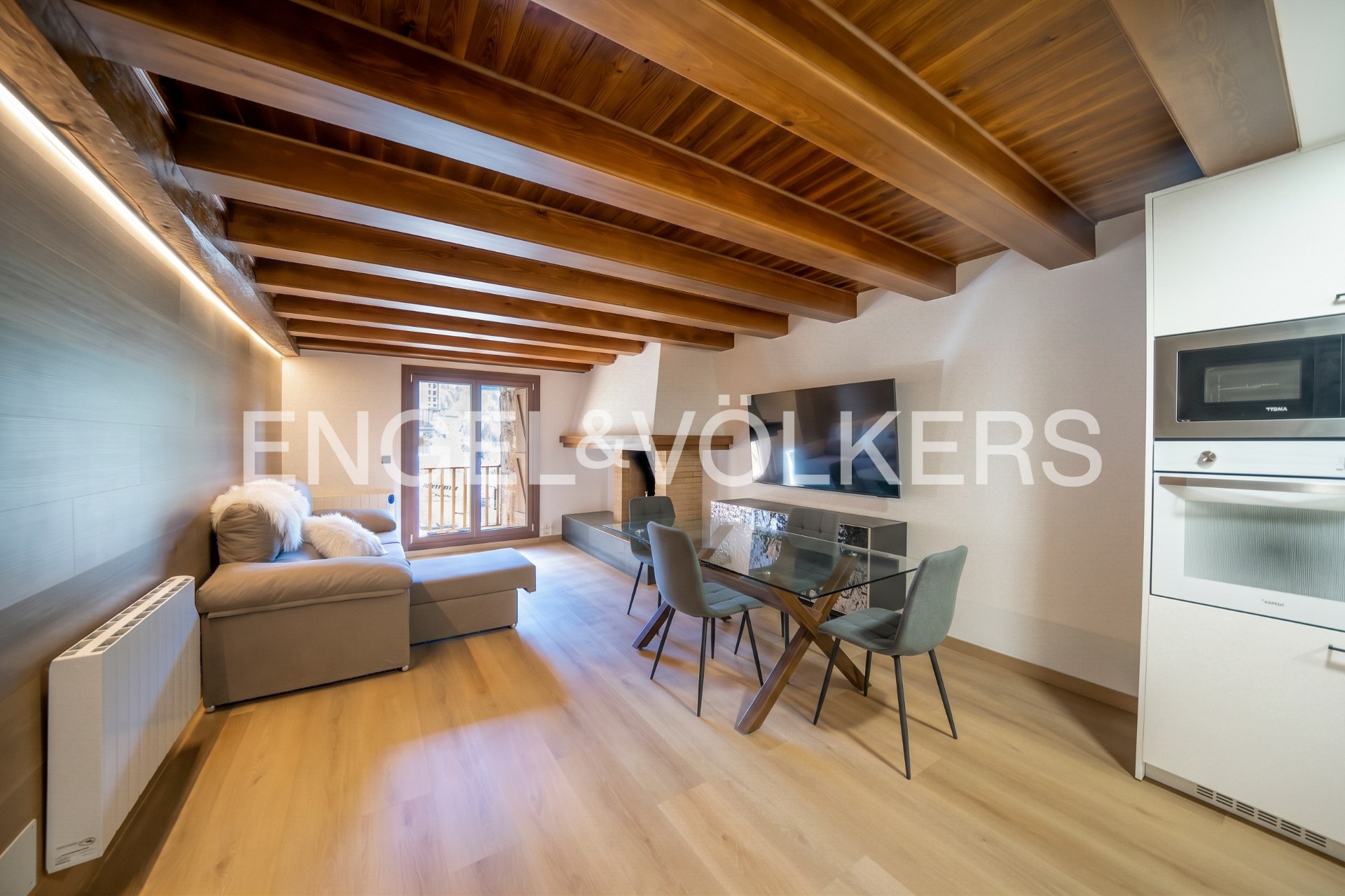 Pis en venda a Incles, 2 habitacions, 129 metres