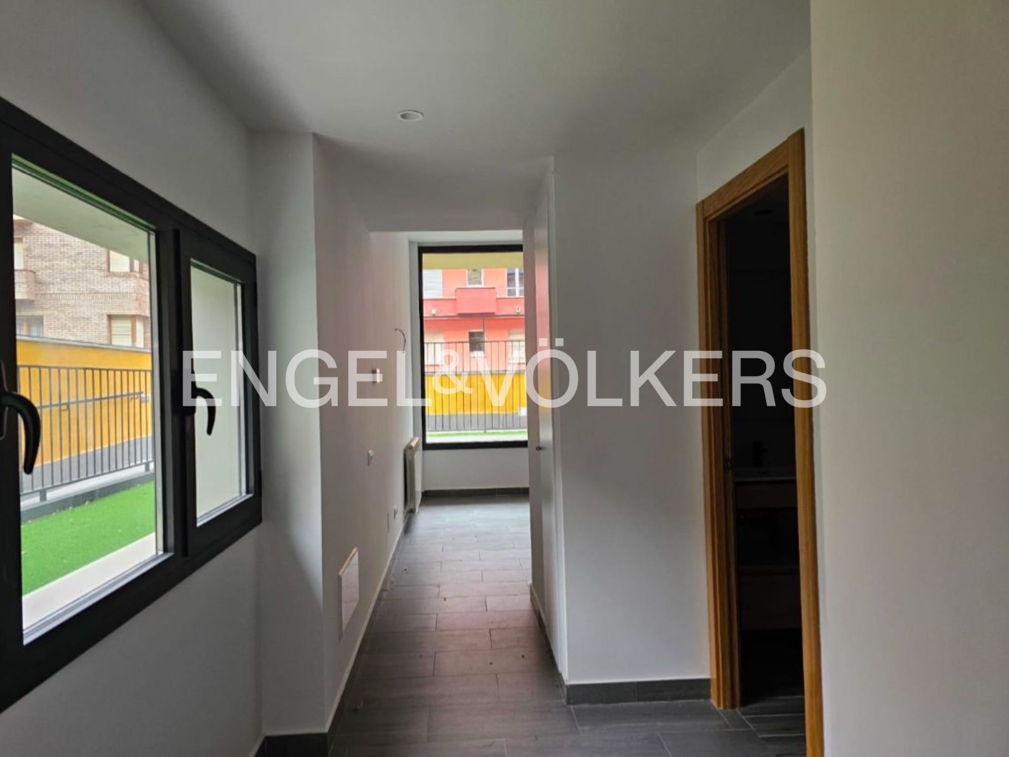 Piso de alquiler en Aixirivall, 1 habitación, 55 metros