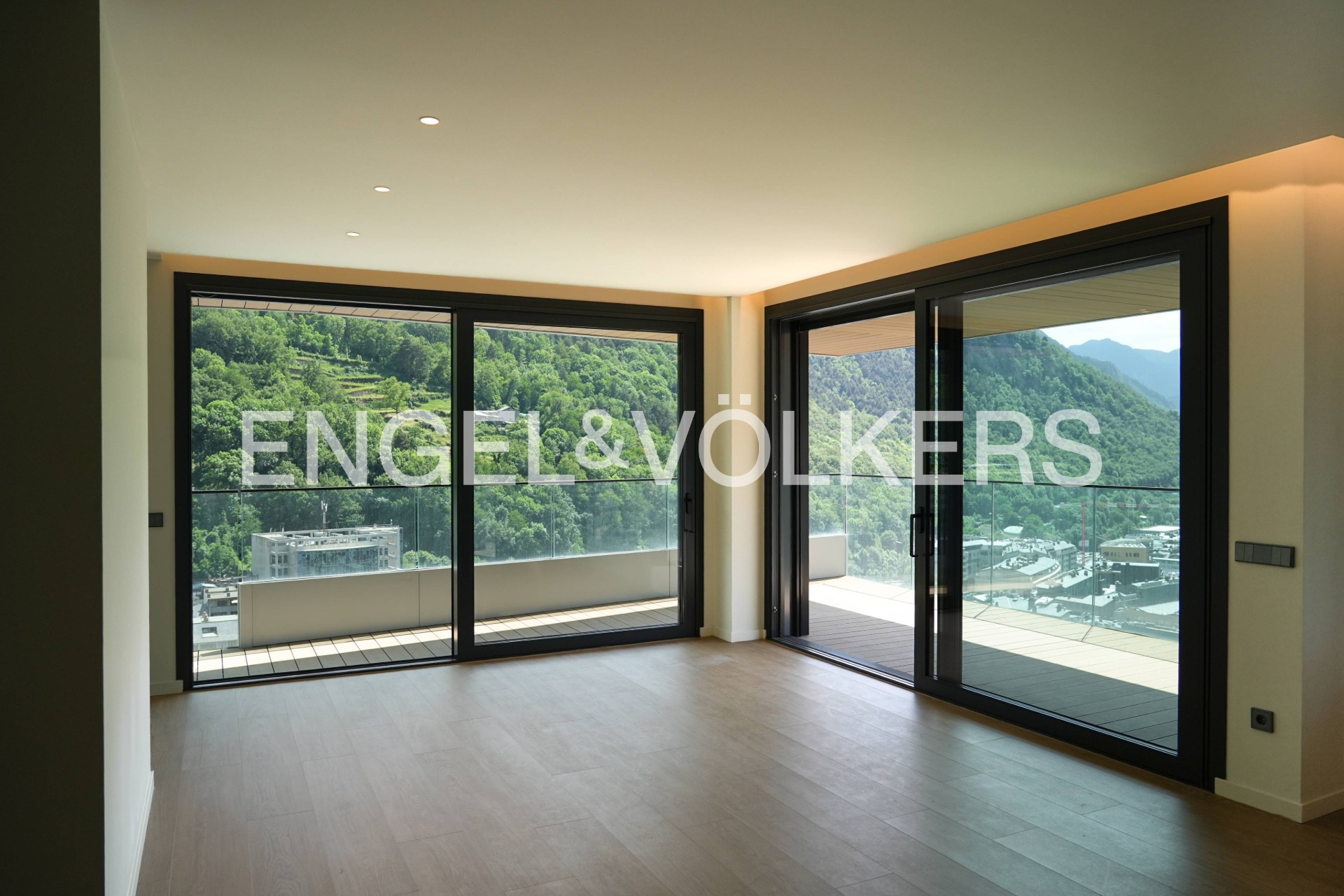 Ático en venta en Escaldes Engordany, 4 habitaciones, 187 metros