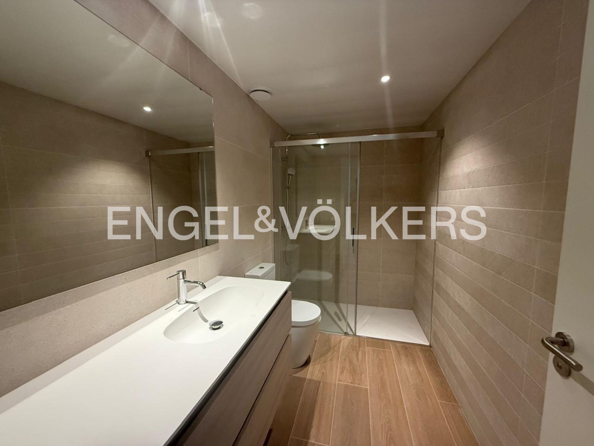 Pis de lloguer a Escaldes Engordany, 3 habitacions, 170 metres