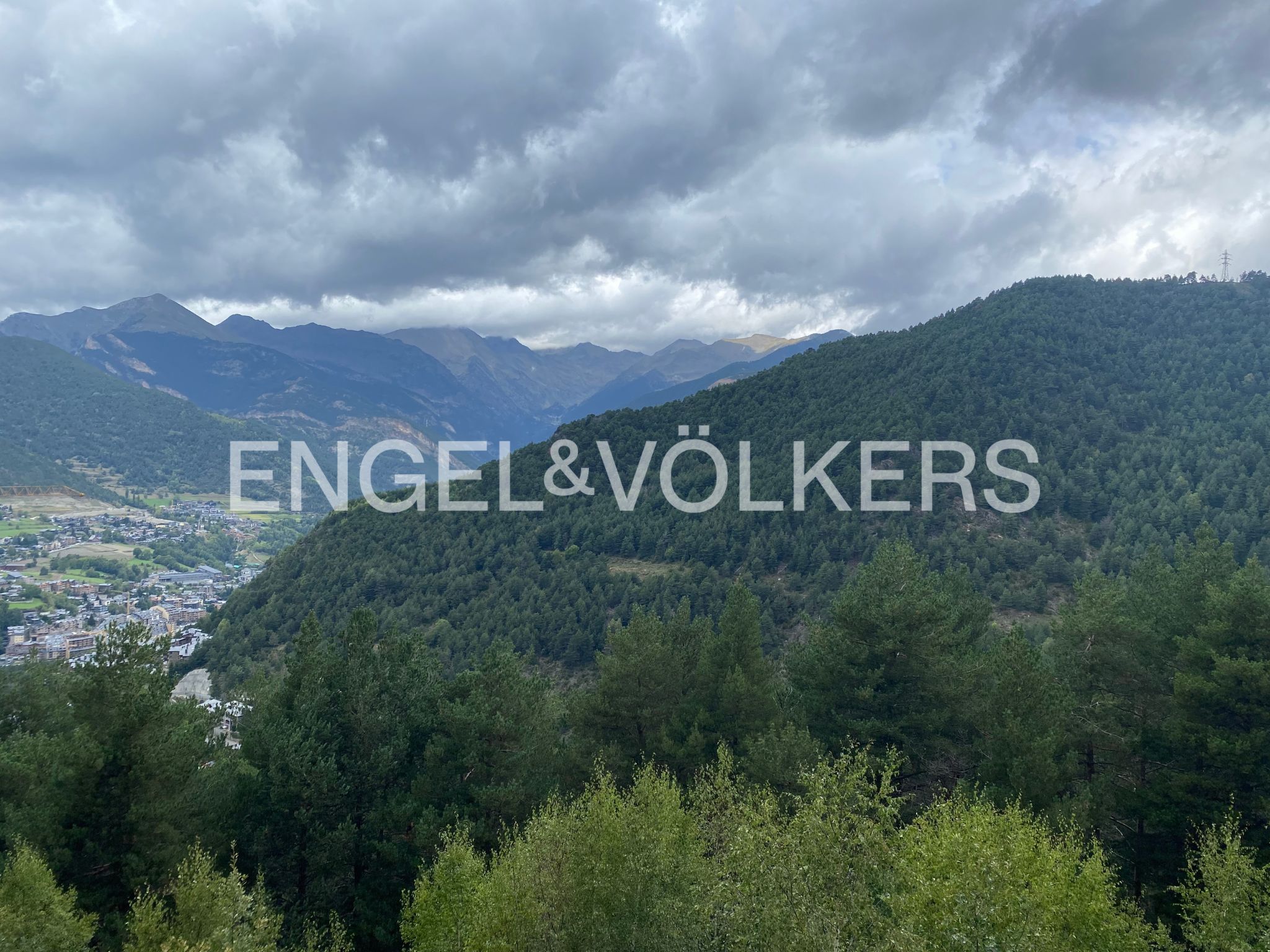 Xalet de lloguer a Anyós, 4 habitacions, 352 metres