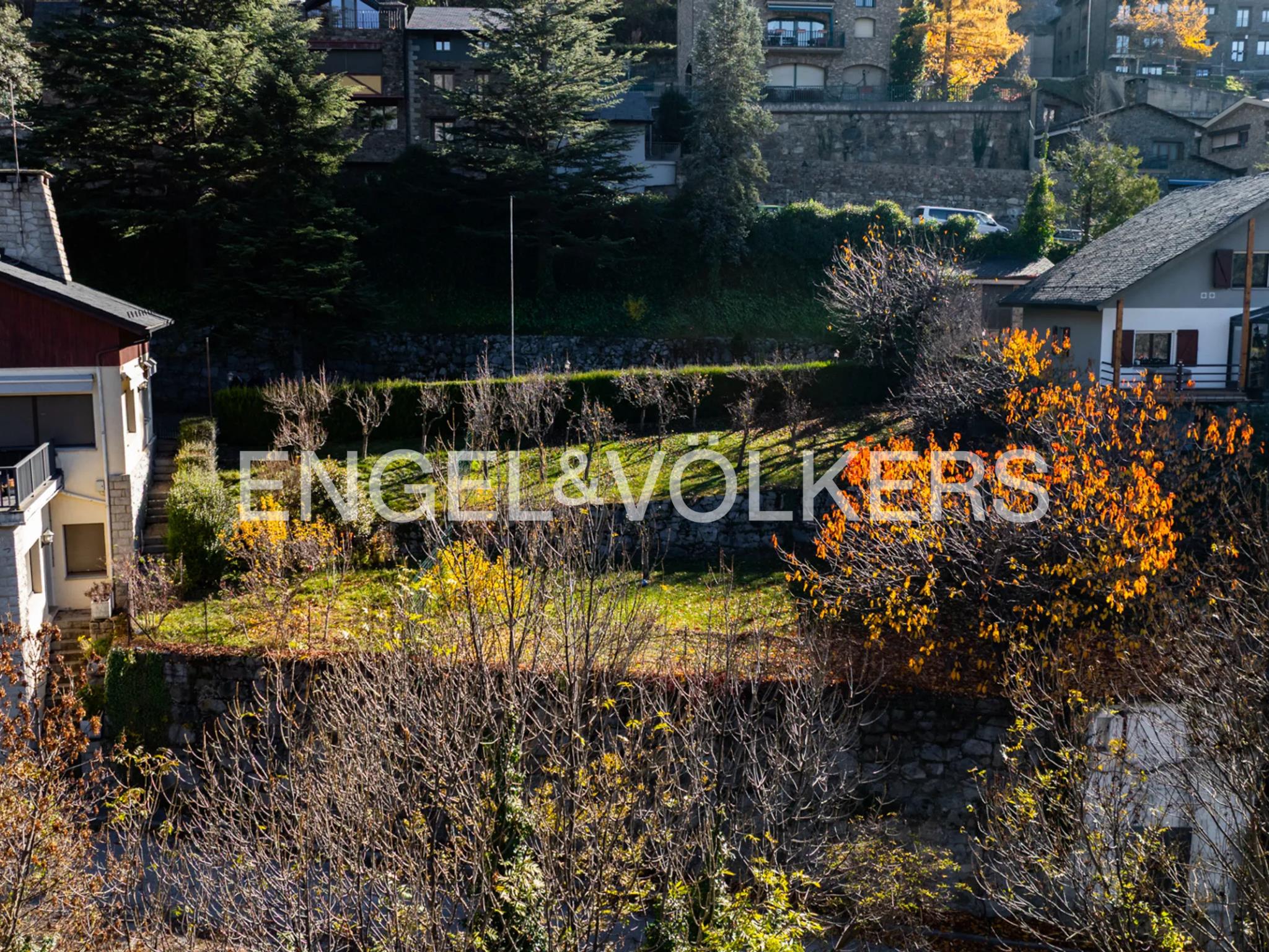 Terreno en venta en Aixirivall, 468 metros